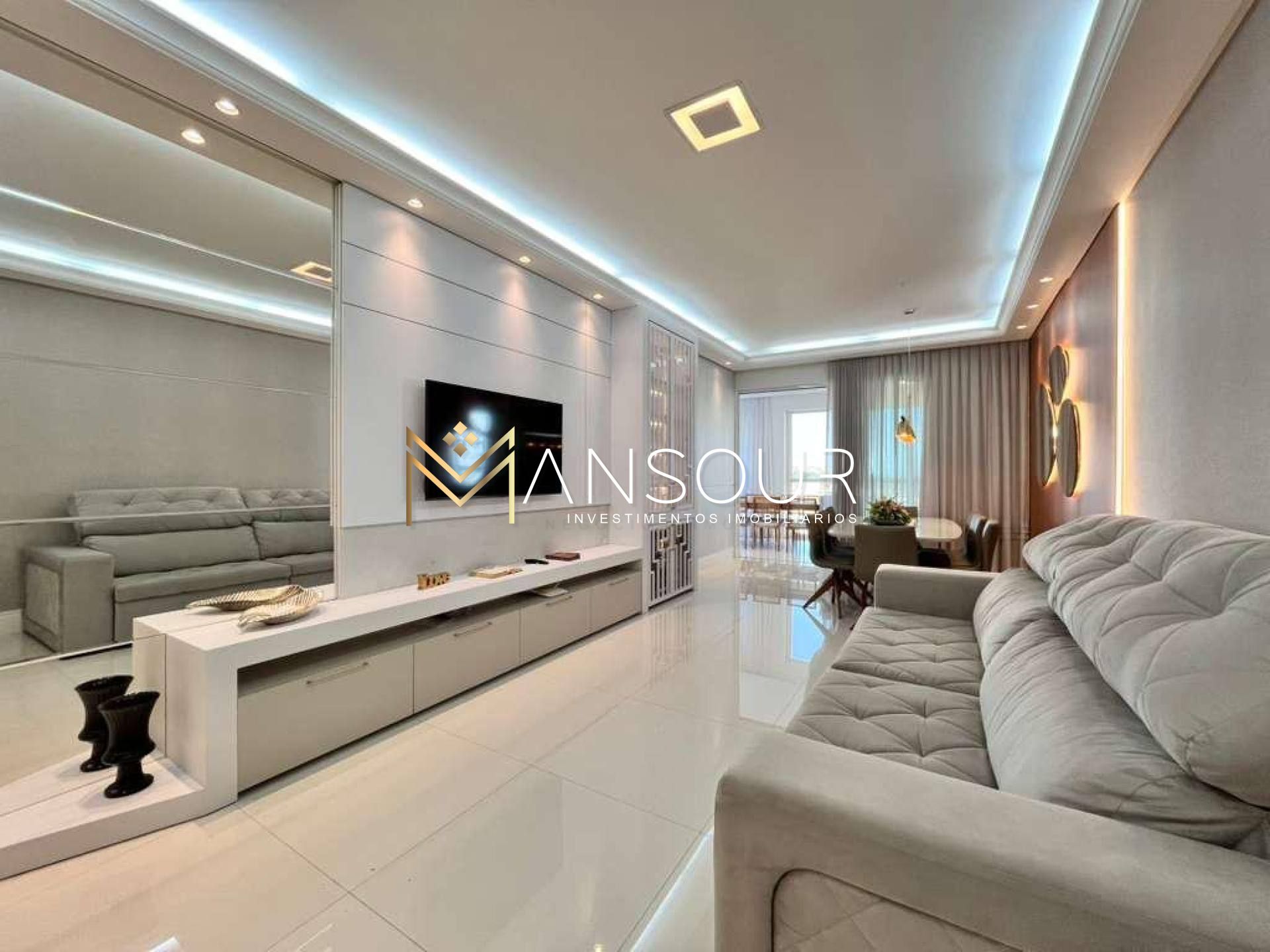 Apartamento Para Vender com 3 quartos 03 suítes no bairro Centro em Itapema