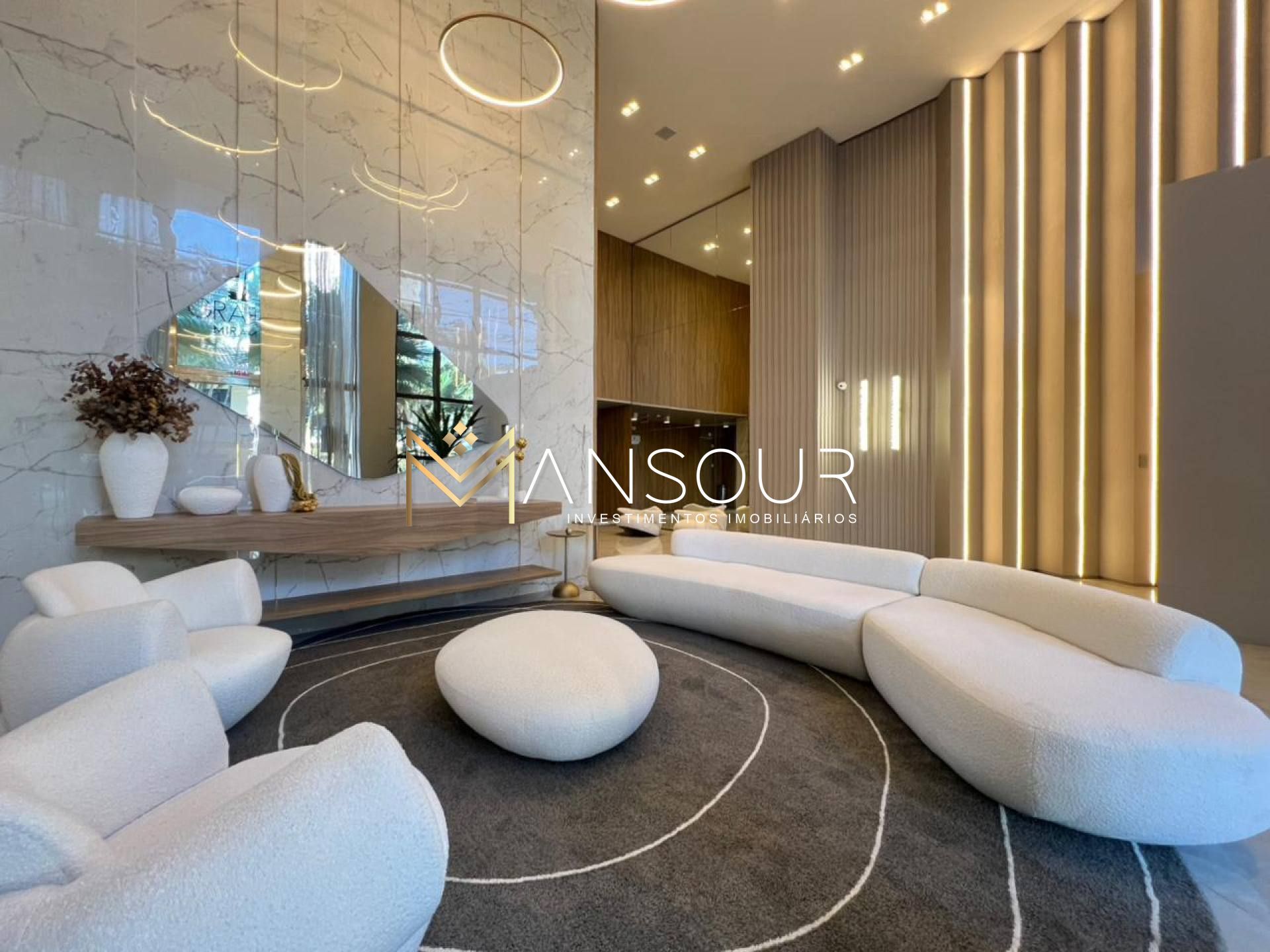 Apartamento Para Vender com 03 quartos 03 suítes no bairro Centro em Itapema