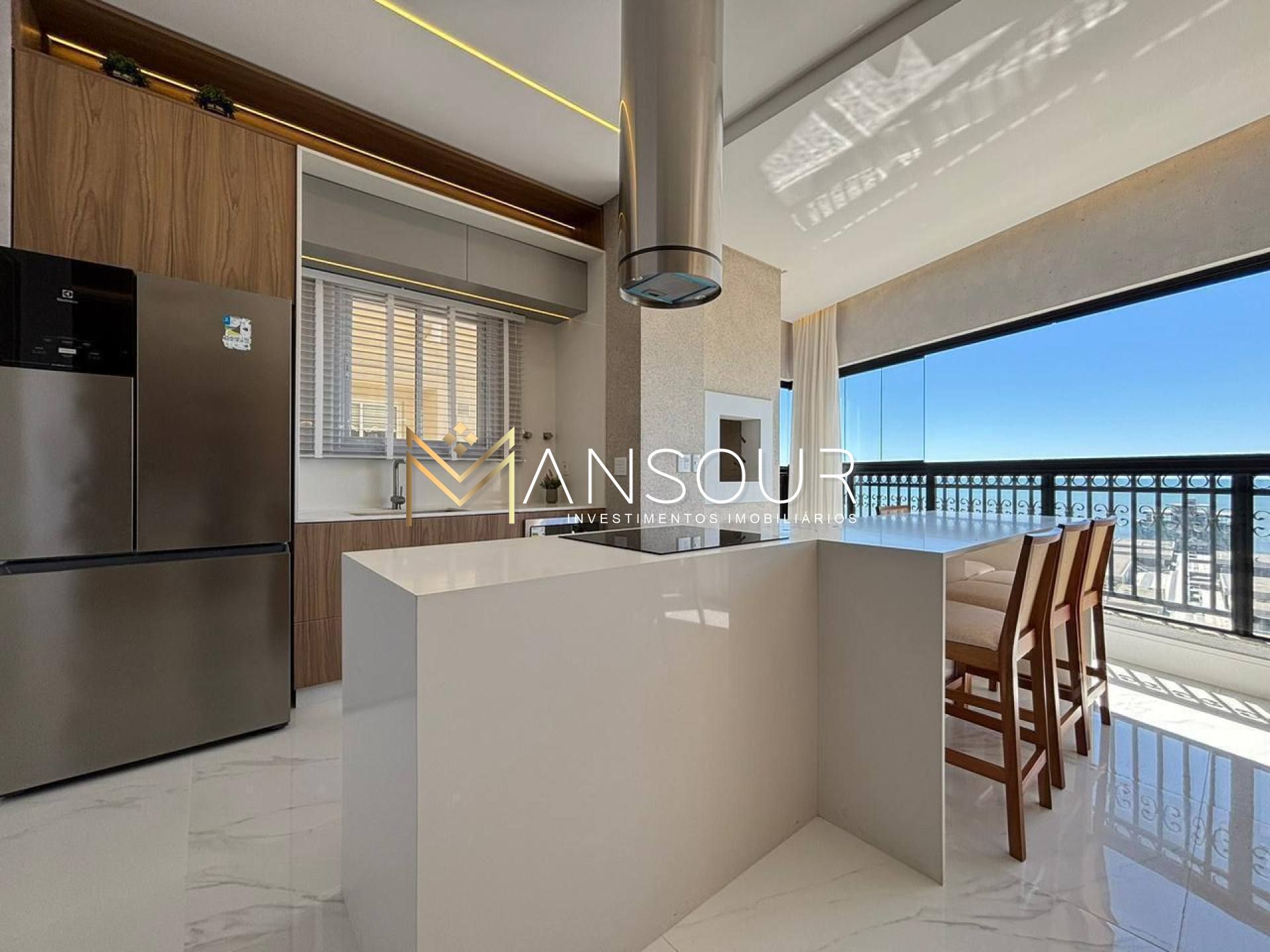 Apartamento Para Vender com 03 quartos 03 suítes no bairro Meia Praia em Itapema