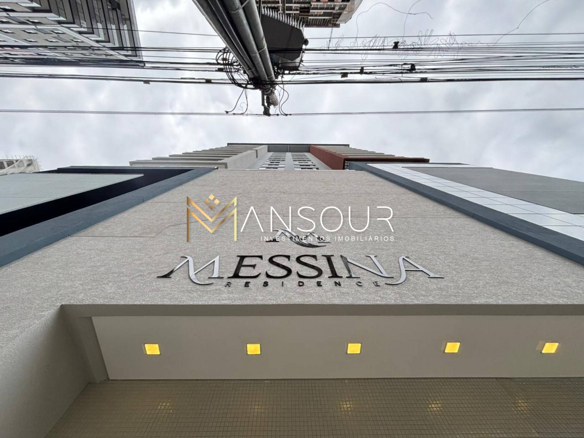 Apartamento Para Vender no bairro Meia Praia em Itapema