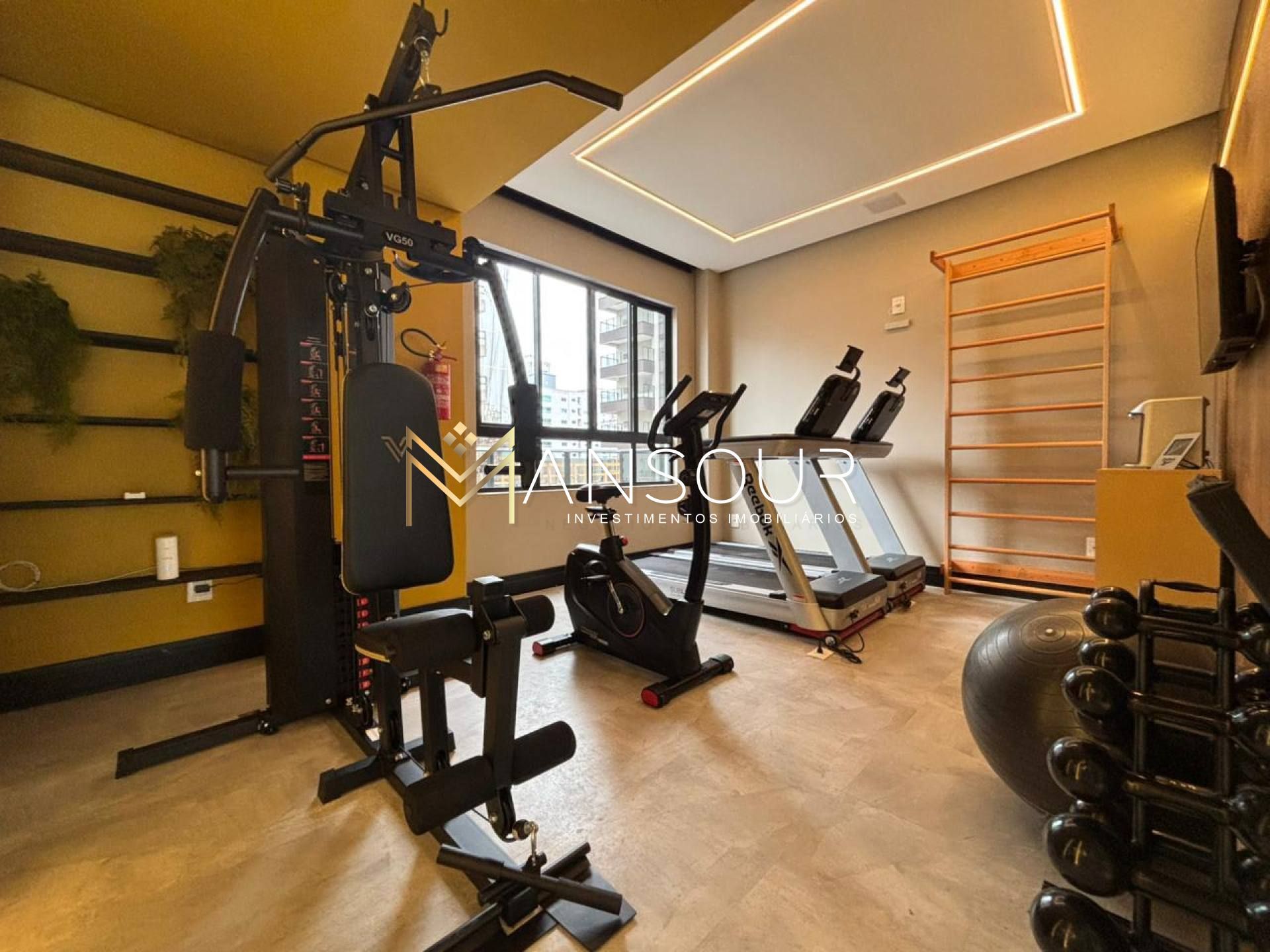 Apartamento Para Vender no bairro Meia Praia em Itapema