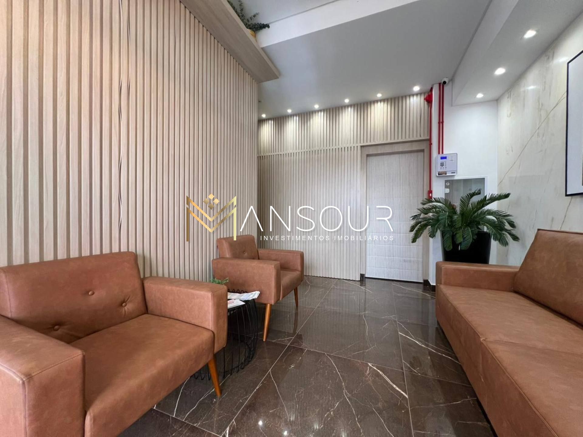 Apartamento Para Vender com 03 quartos 03 suítes no bairro Centro em Itapema