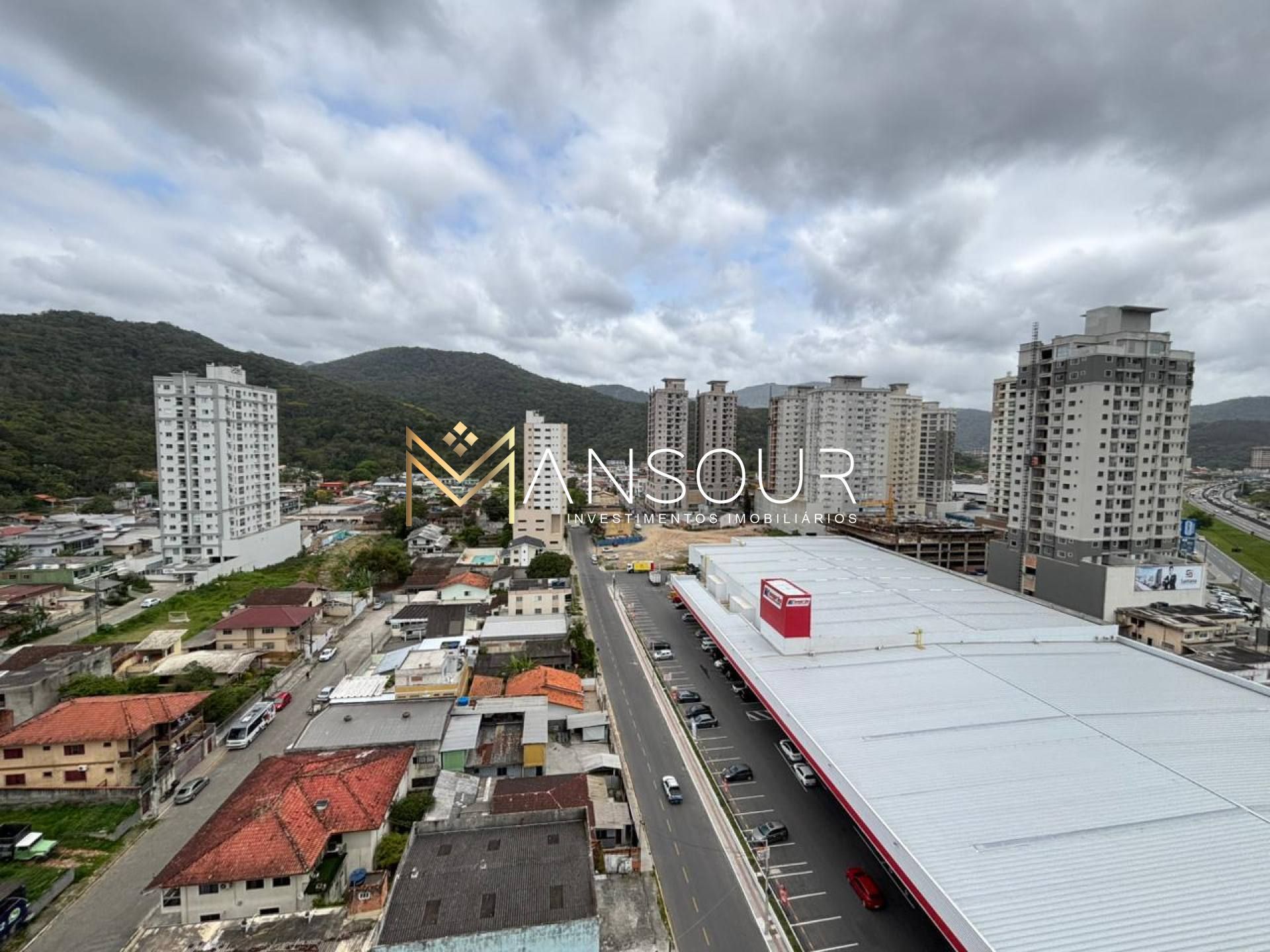 Apartamento Para Vender com 02 quartos no bairro Tabuleiro em Itapema