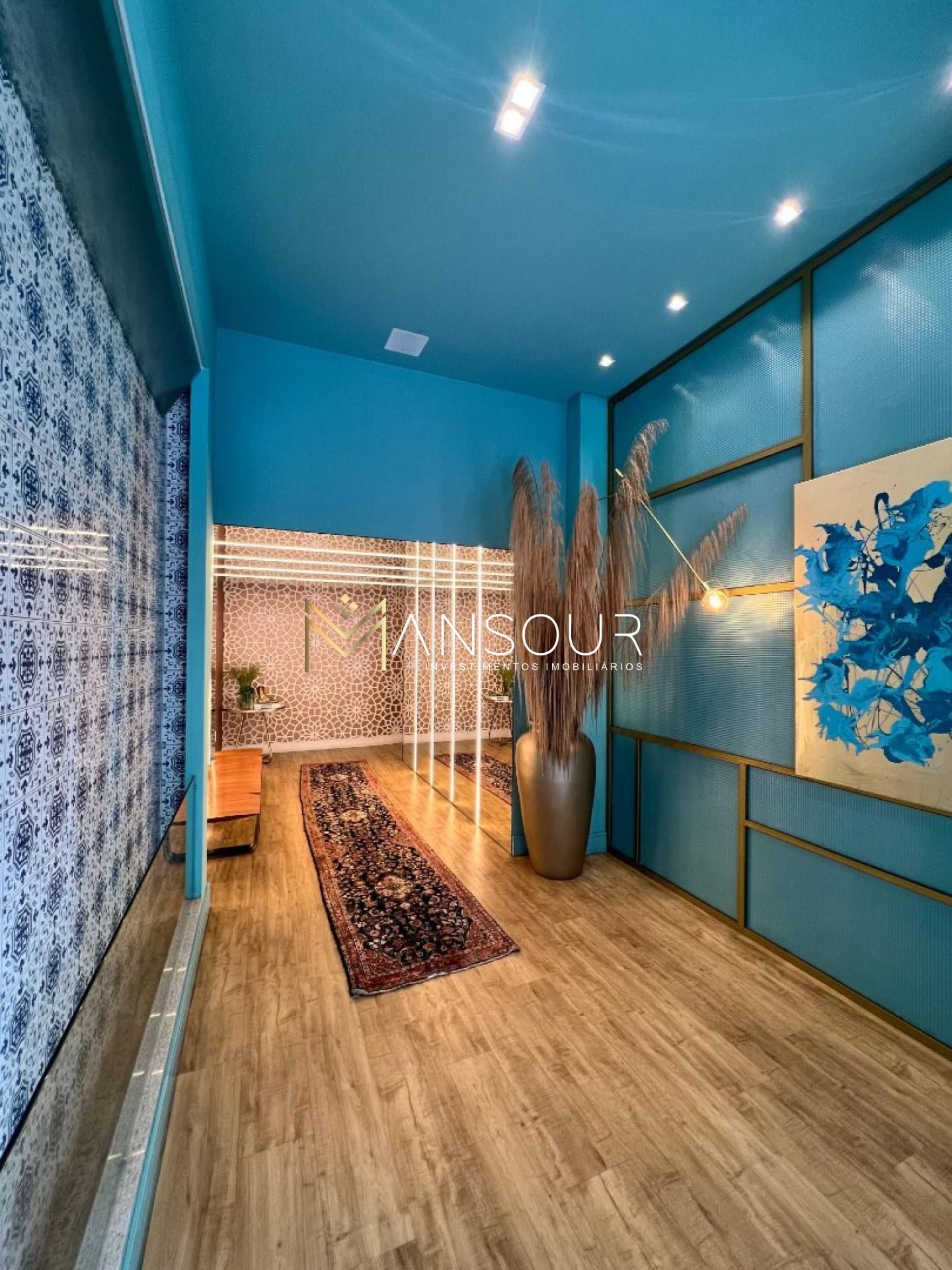 Apartamento Para Vender com 03 quartos 03 suítes no bairro Meia Praia em Itapema