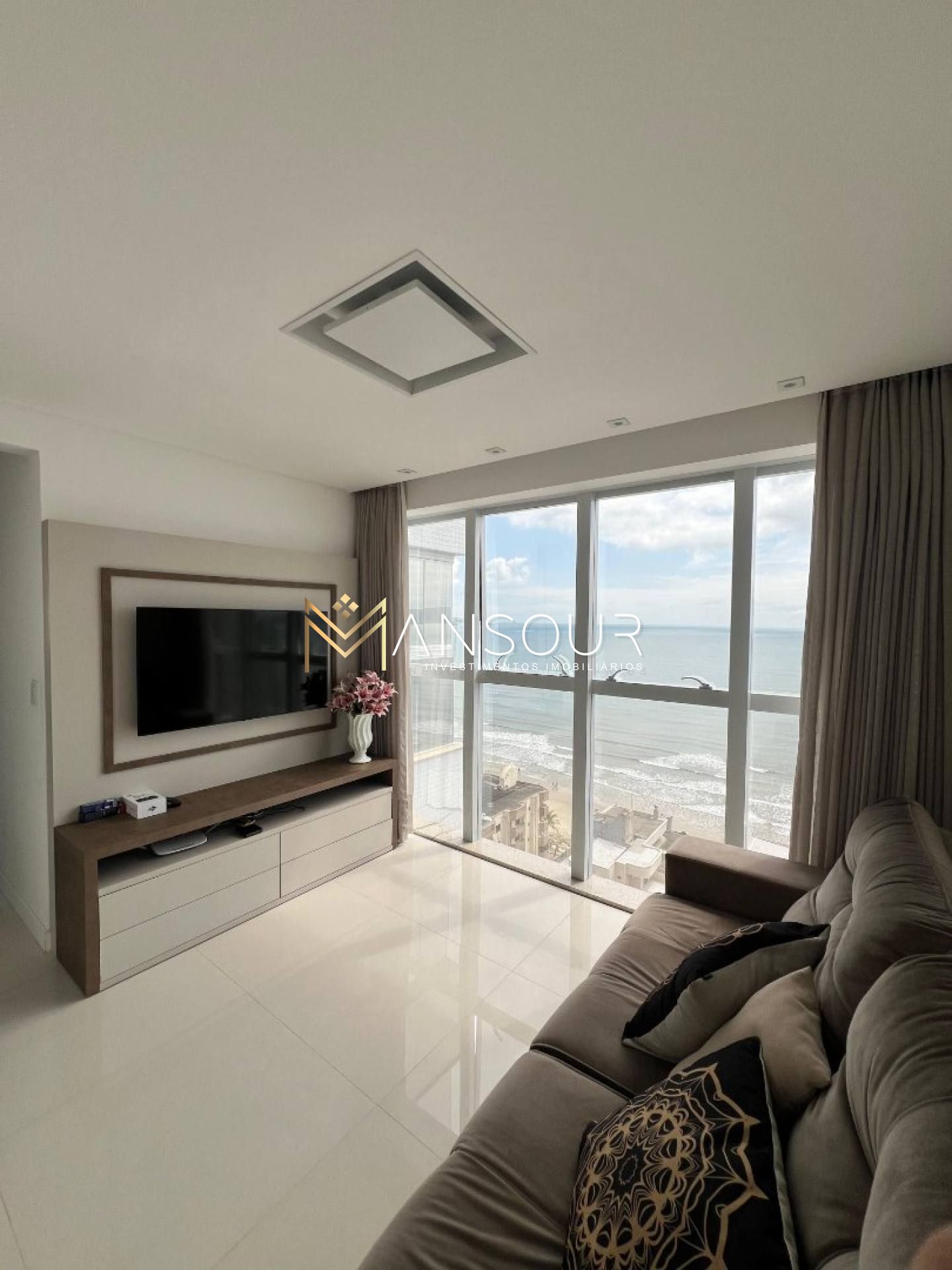 Apartamento Para Vender com 03 quartos 03 suítes no bairro Meia Praia em Itapema