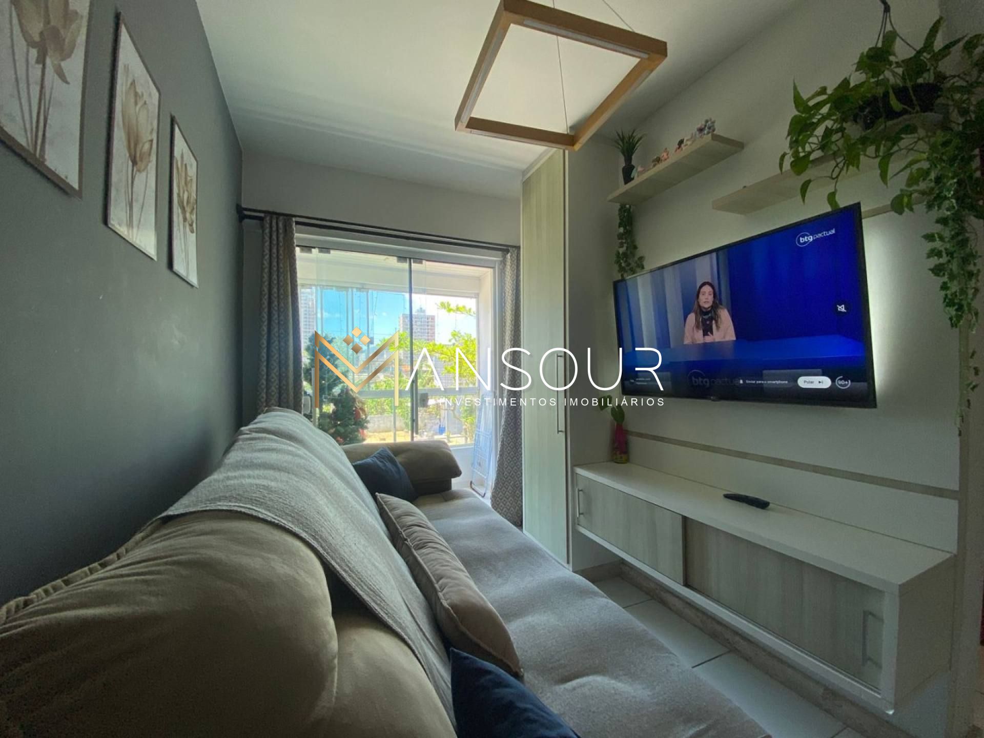 Apartamento Para Vender com 02 quartos no bairro Meia Praia em Itapema