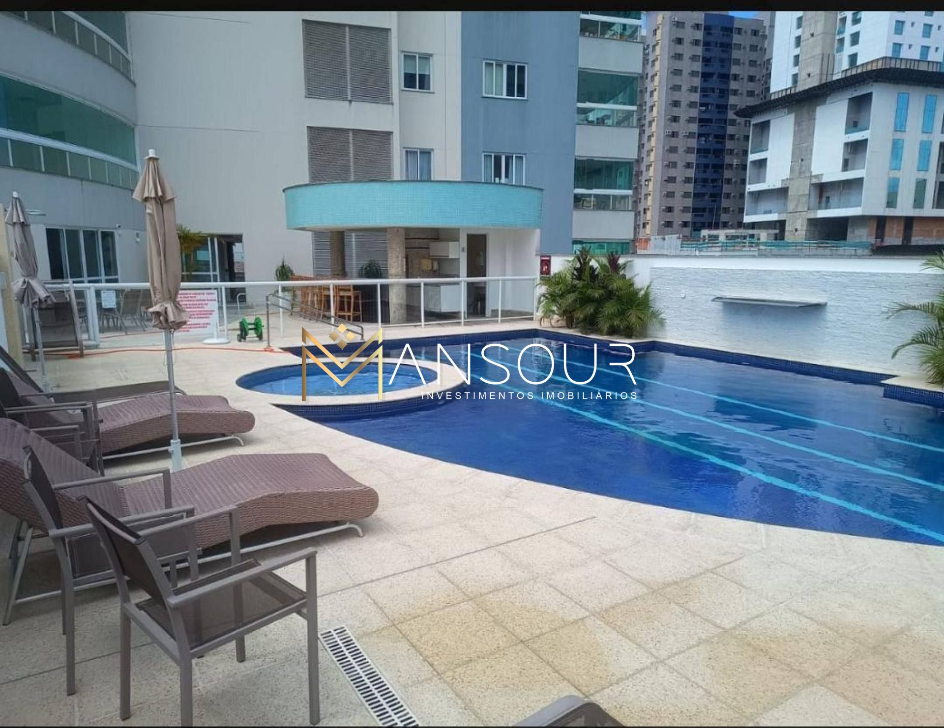 Apartamento Para Vender com 03 quartos 03 suítes em Balneário Camboriú