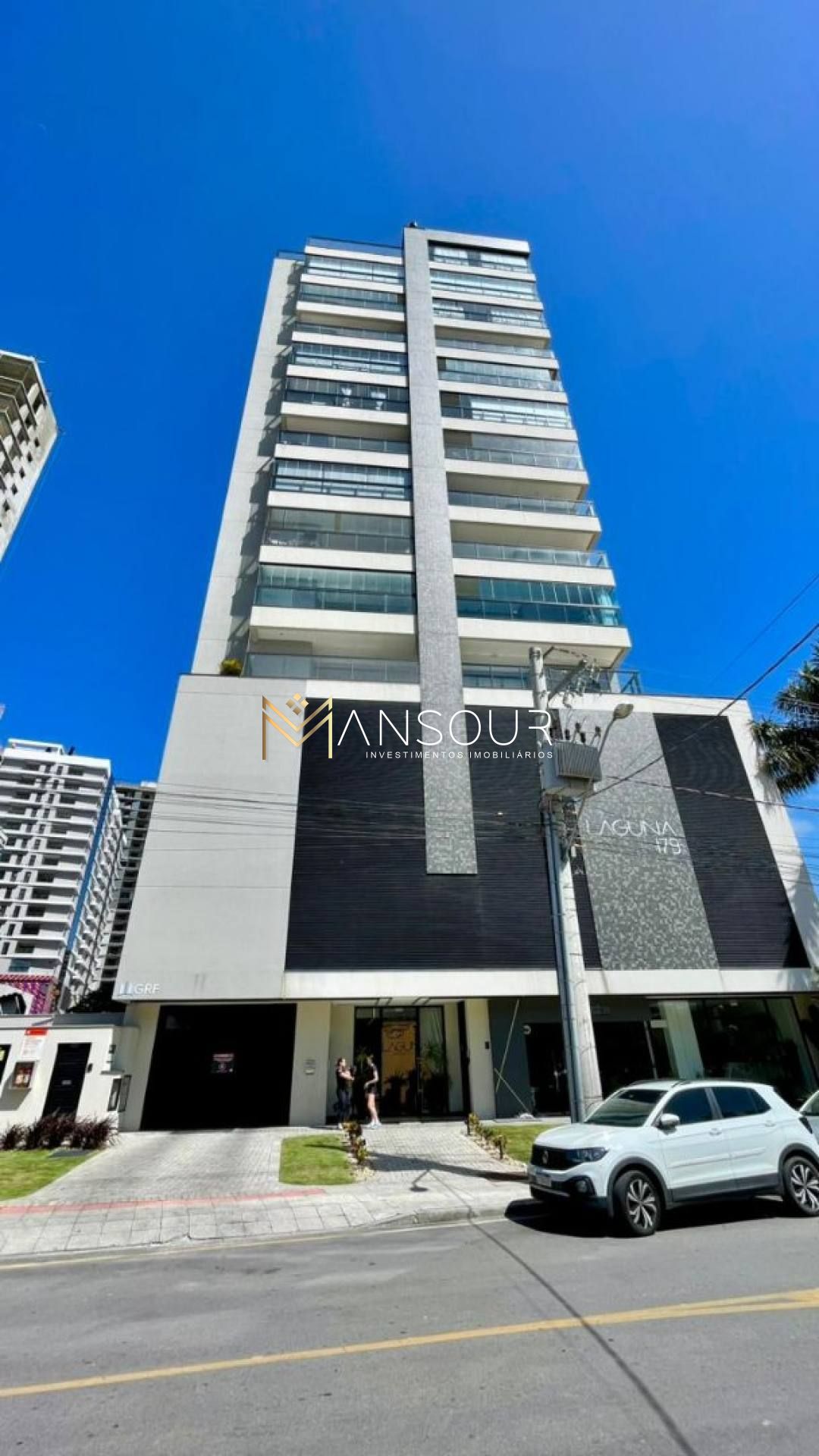 Apartamento Para Vender com 03 quartos 03 suítes no bairro Perequê em Porto Belo