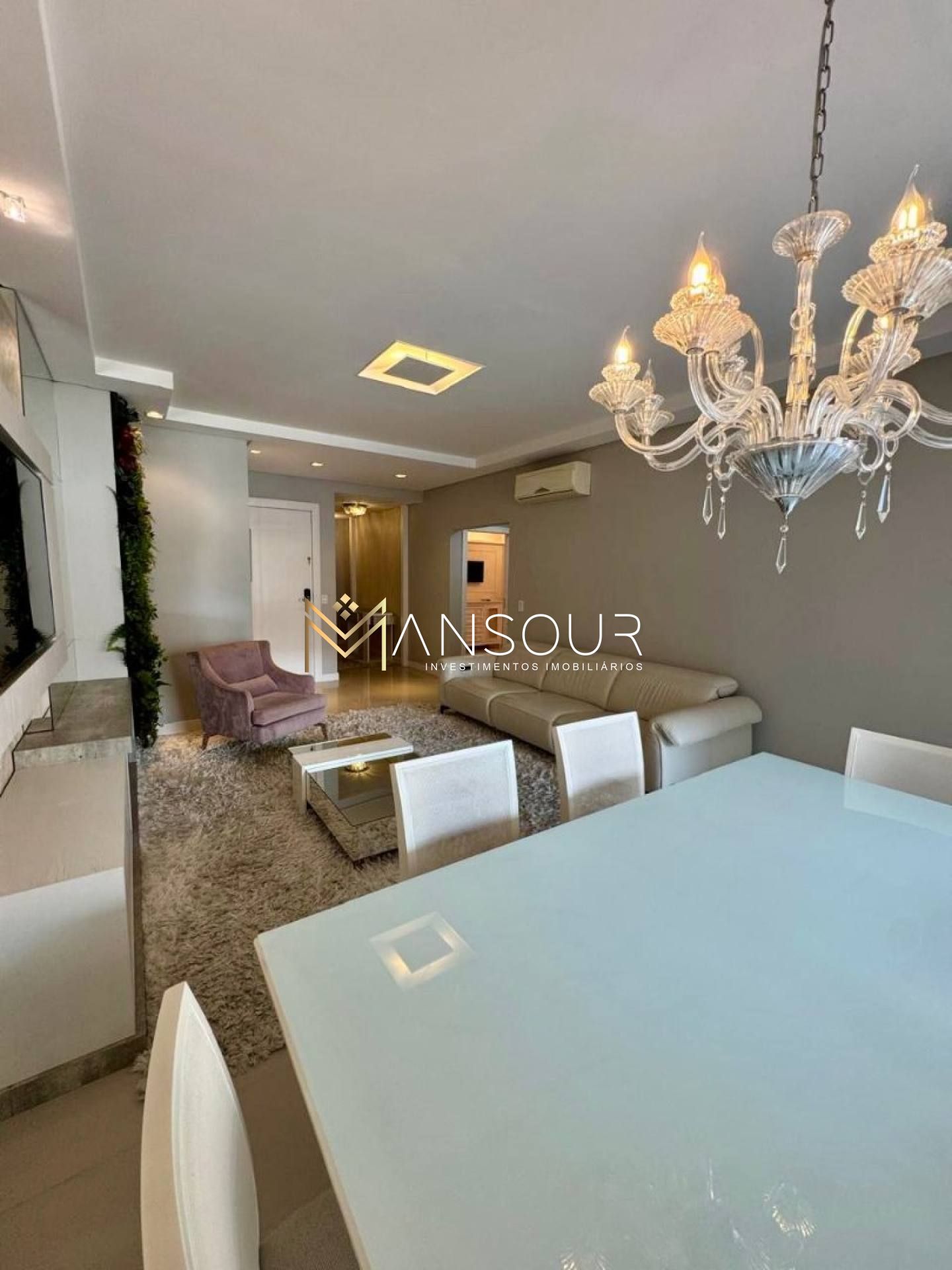 Apartamento Para Vender no bairro Meia Praia em Itapema