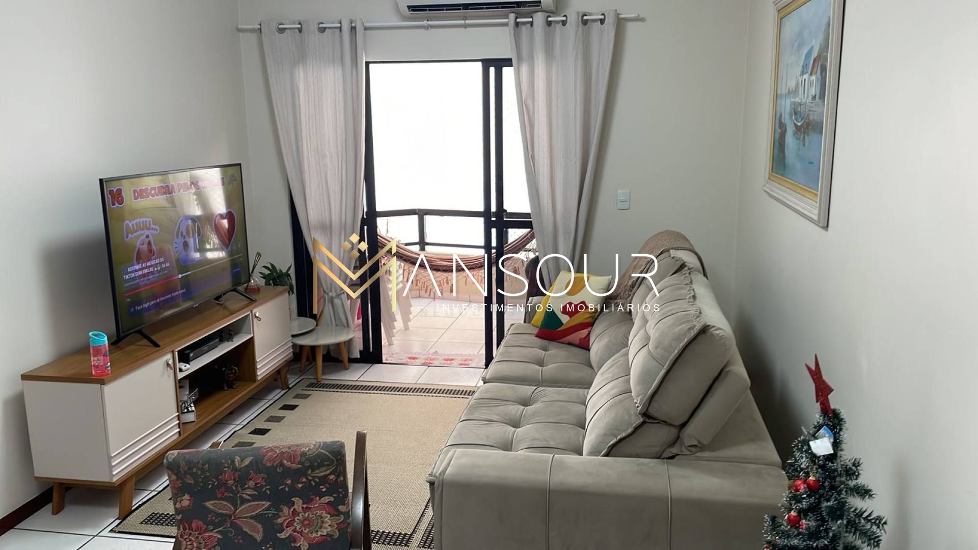 Apartamento Para Vender com 02 quartos 02 suítes no bairro Meia Praia em Itapema