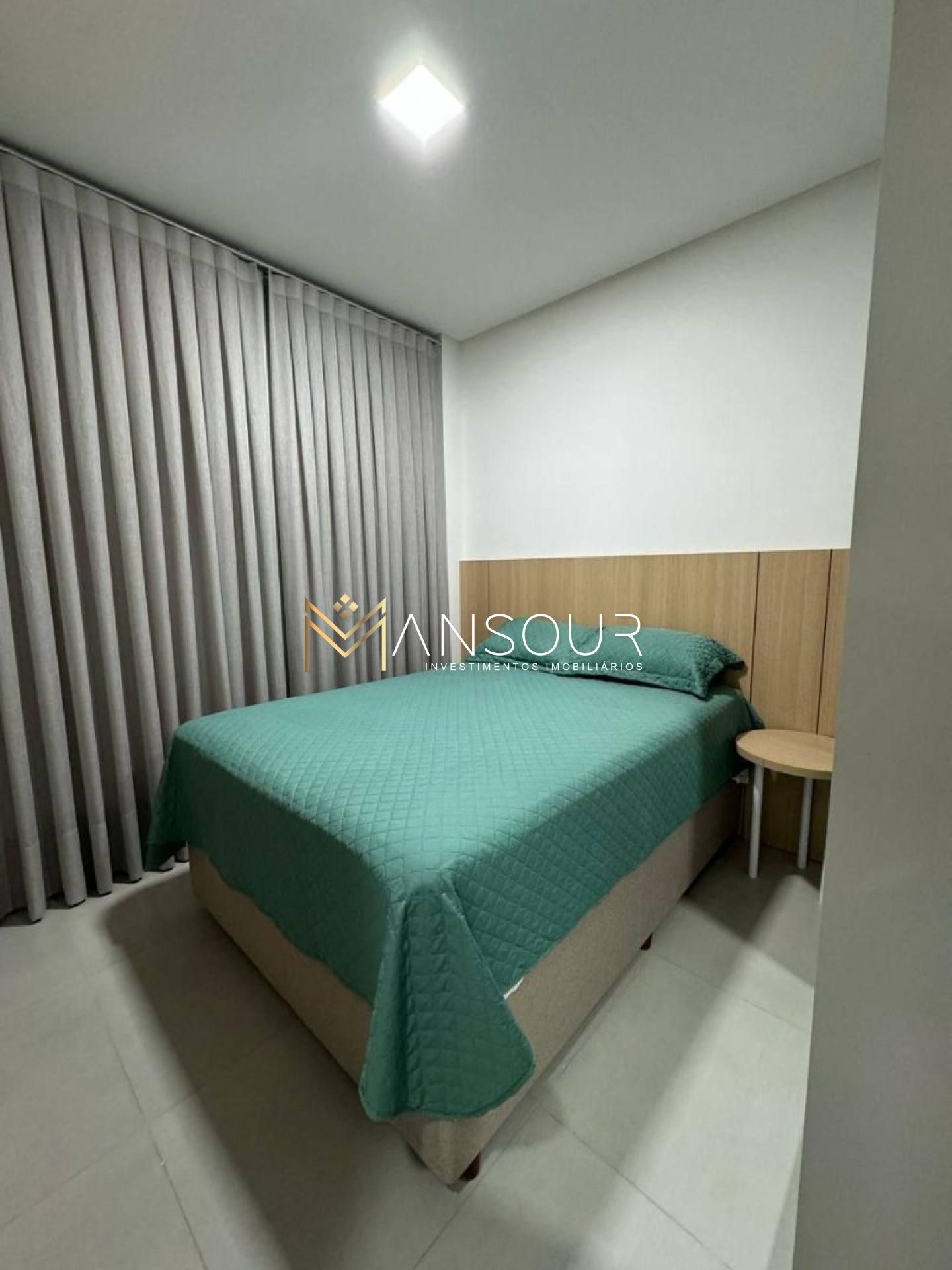 Apartamento Para Vender com 03 quartos 02 suítes no bairro Tabuleiro das Oliveiras  em Itapema