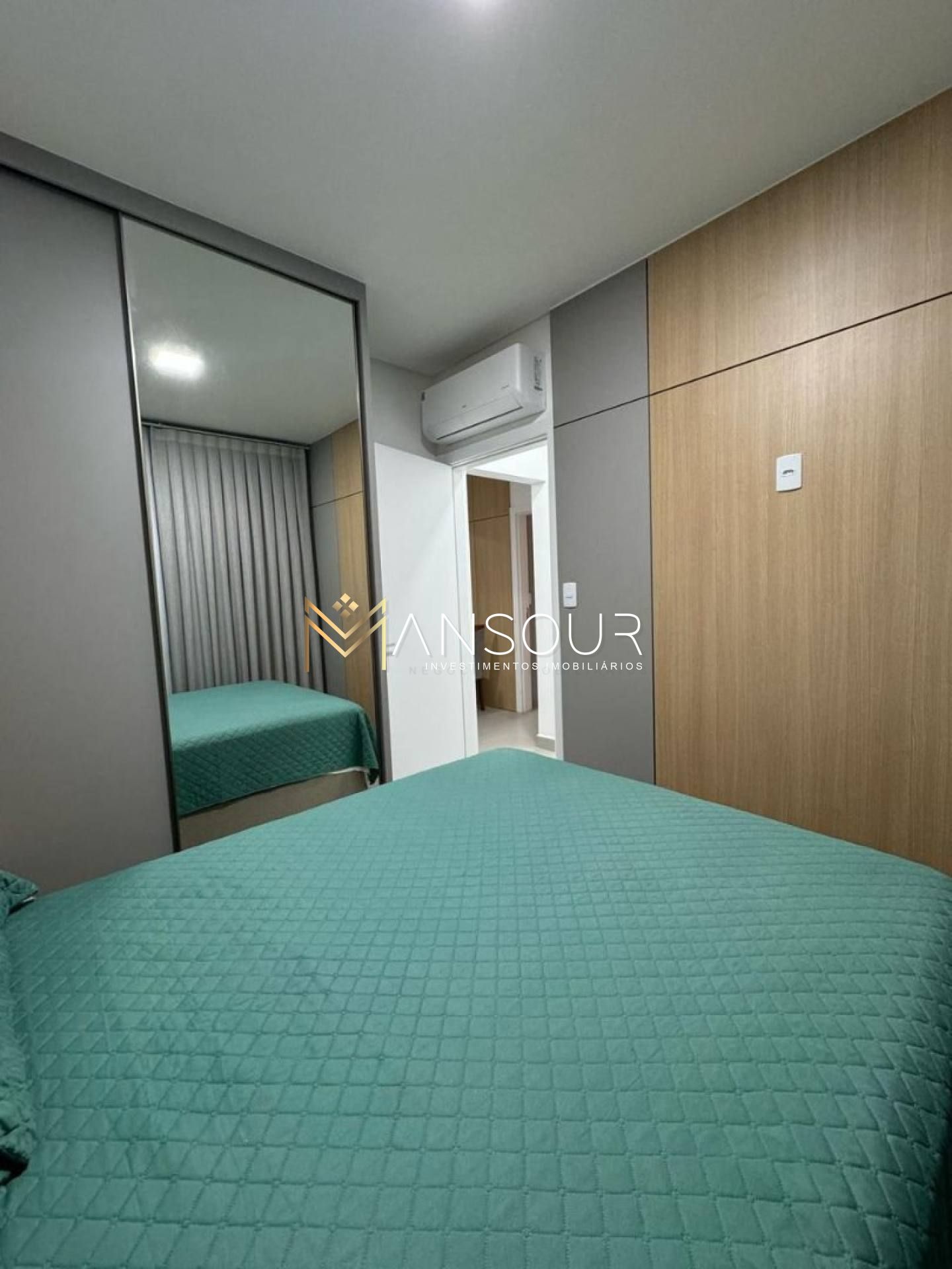Apartamento Para Vender com 03 quartos 02 suítes no bairro Tabuleiro das Oliveiras  em Itapema