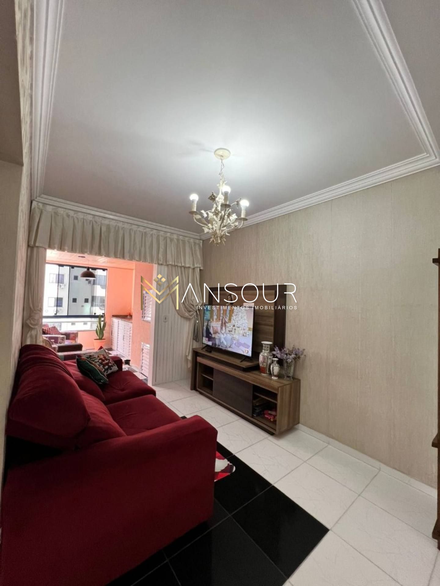 Apartamento Para Vender com 03 quartos 01 suítes no bairro Meia Praia em Itapema