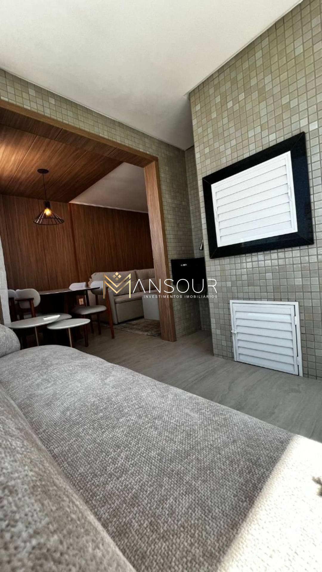 Apartamento Para Vender com 02 quartos 02 suítes no bairro Meia Praia em Itapema