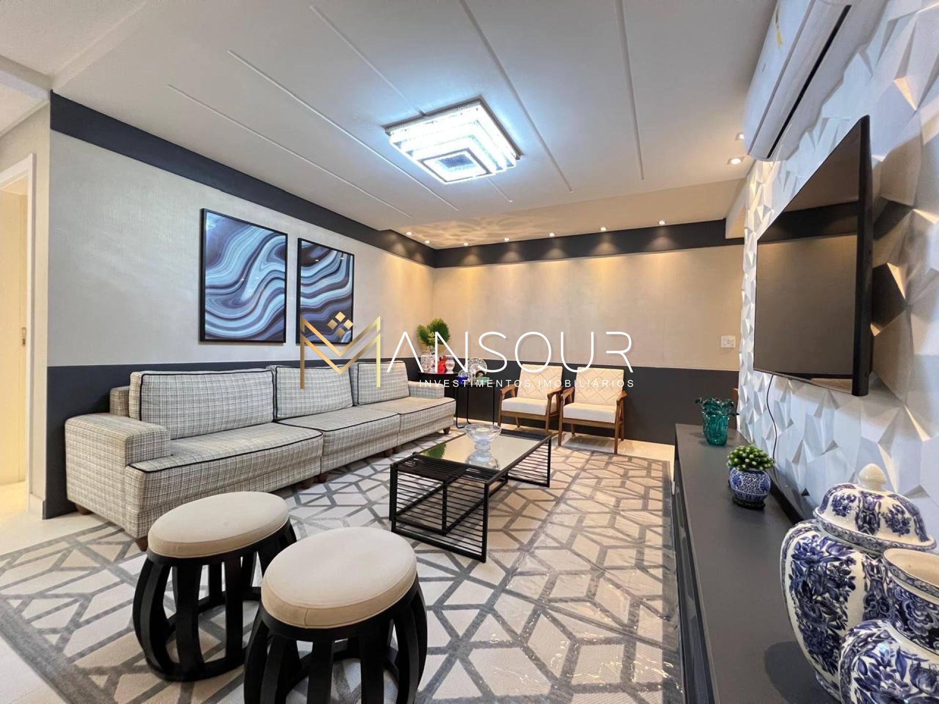 Apartamento Para Vender com 03 quartos 03 suítes no bairro Meia Praia em Itapema