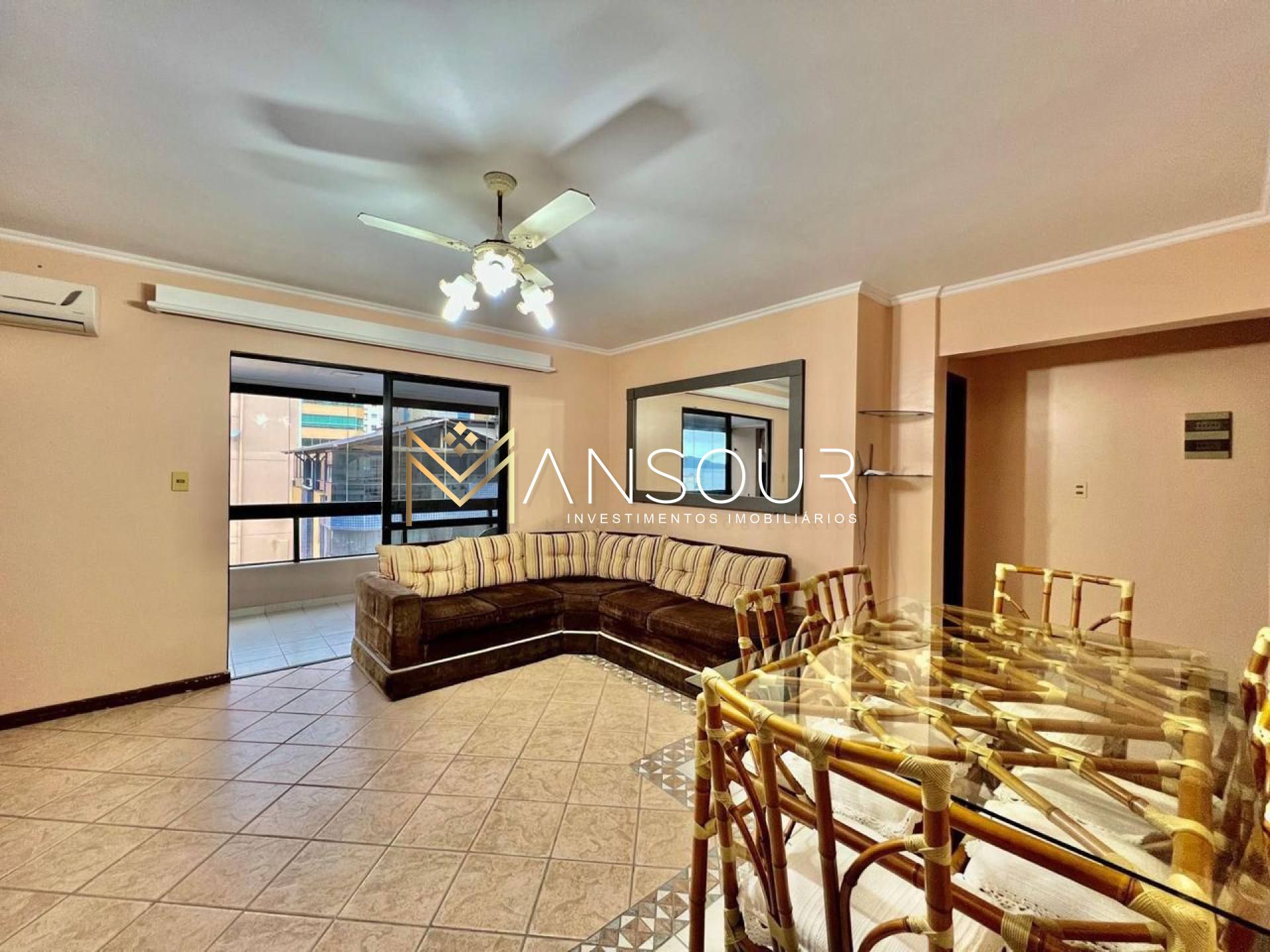 Apartamento Para Vender com 03 quartos 01 suítes no bairro Meia Praia em Itapema