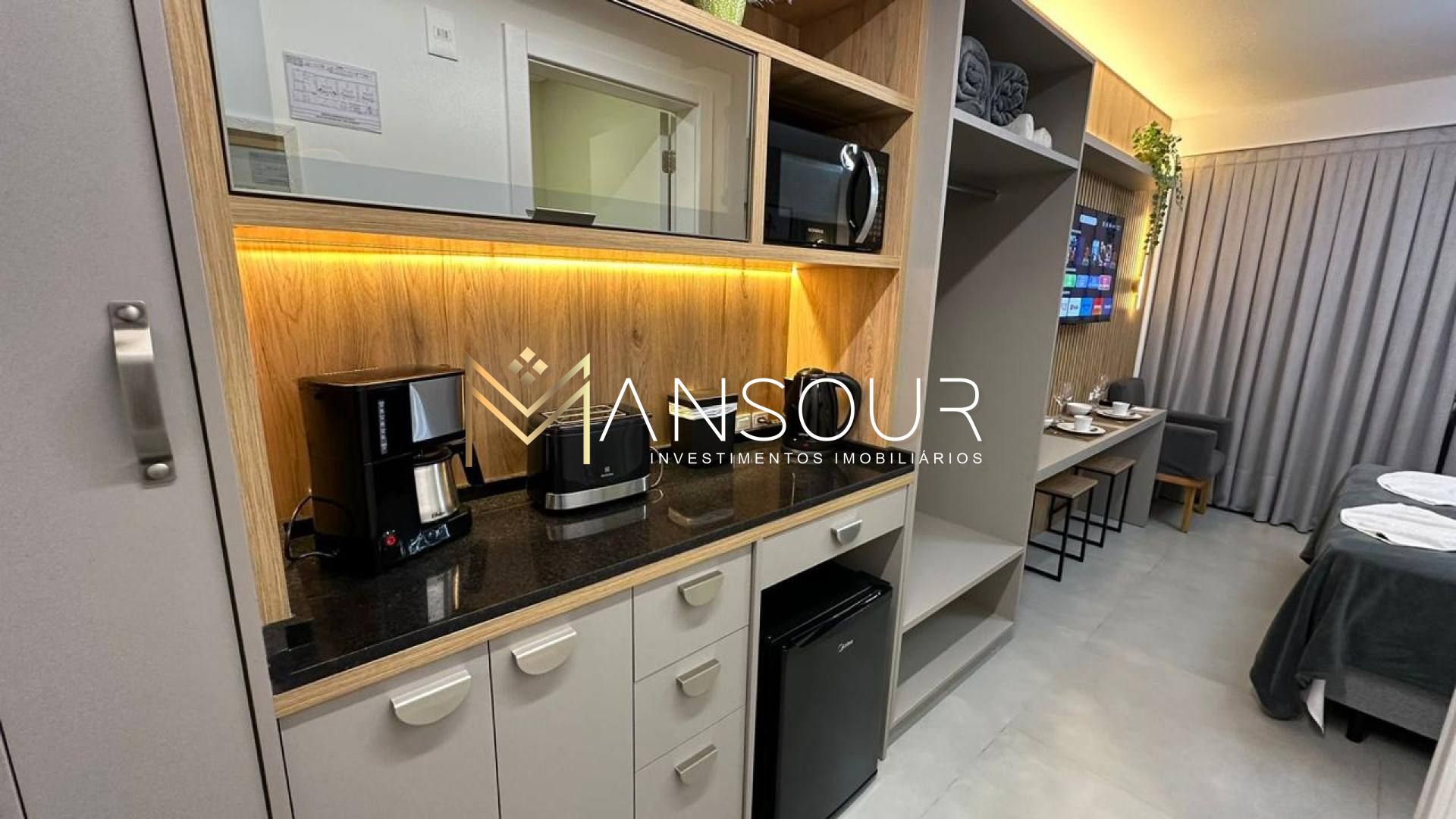 Apartamento Para Vender com 02 quartos 02 suítes no bairro Centro em Itapema