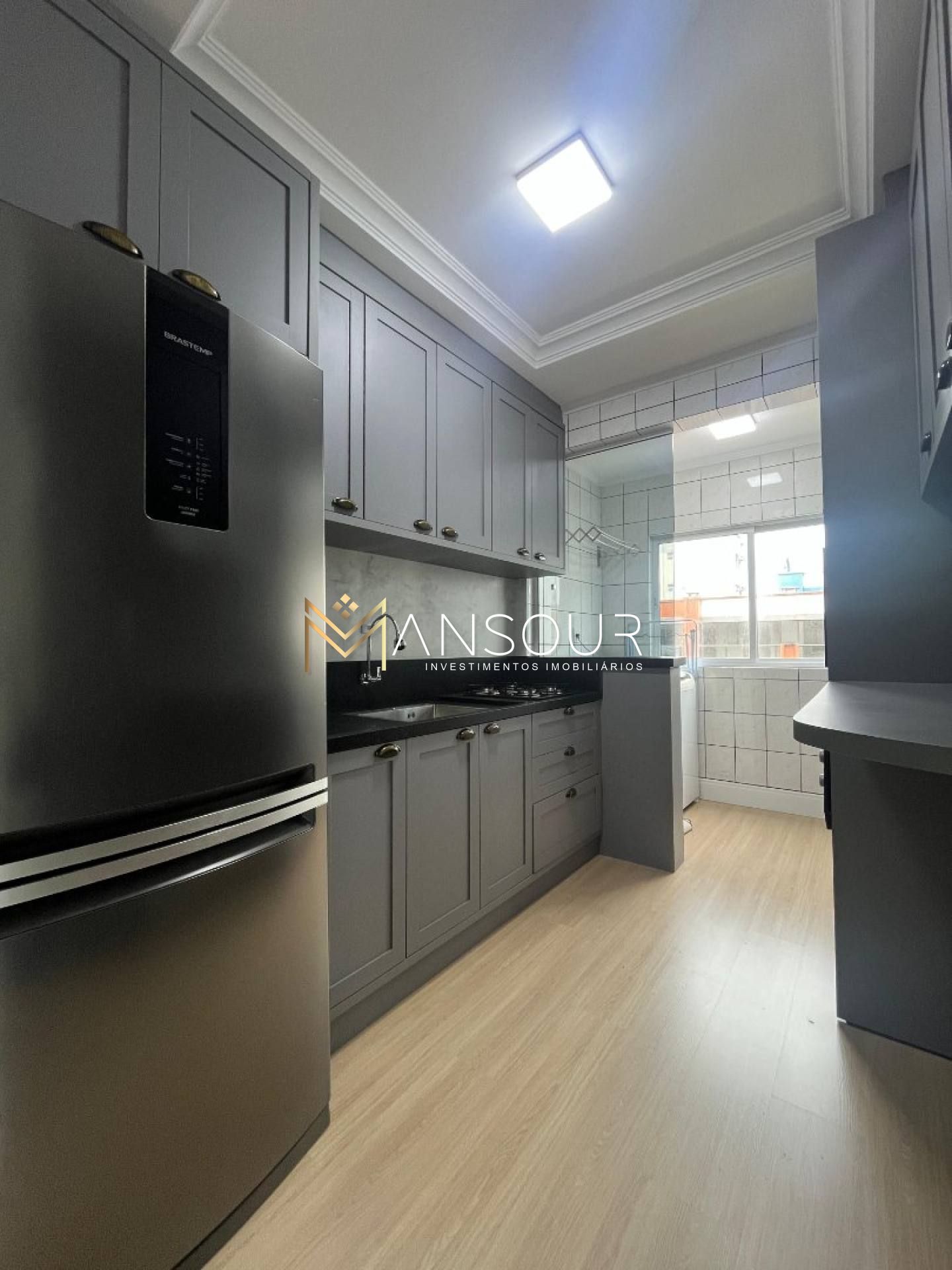 Apartamento Para Vender com 03 quartos 01 suítes no bairro Meia Praia em Itapema