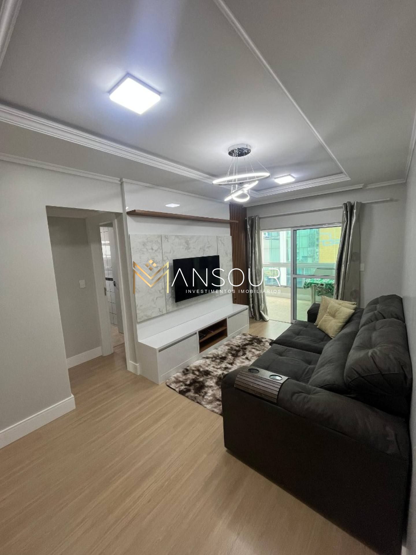 Apartamento Para Vender com 03 quartos 01 suítes no bairro Meia Praia em Itapema