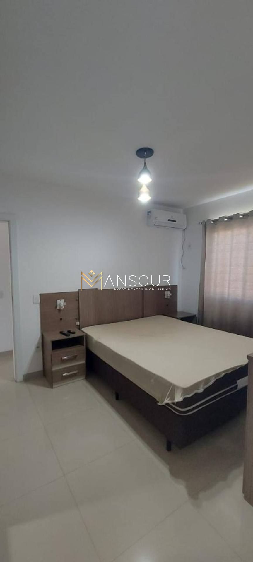 Apartamento Para Vender com 3 quartos 01 suítes no bairro Meia Praia em Itapema