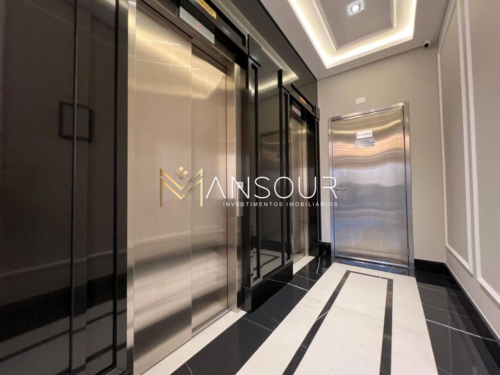 Apartamento Para Vender com 03 quartos 03 suítes no bairro Centro em Itapema