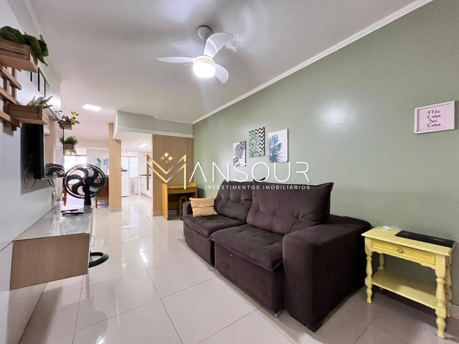 Apartamento Para Vender com 03 quartos 01 suítes no bairro Meia Praia em Itapema