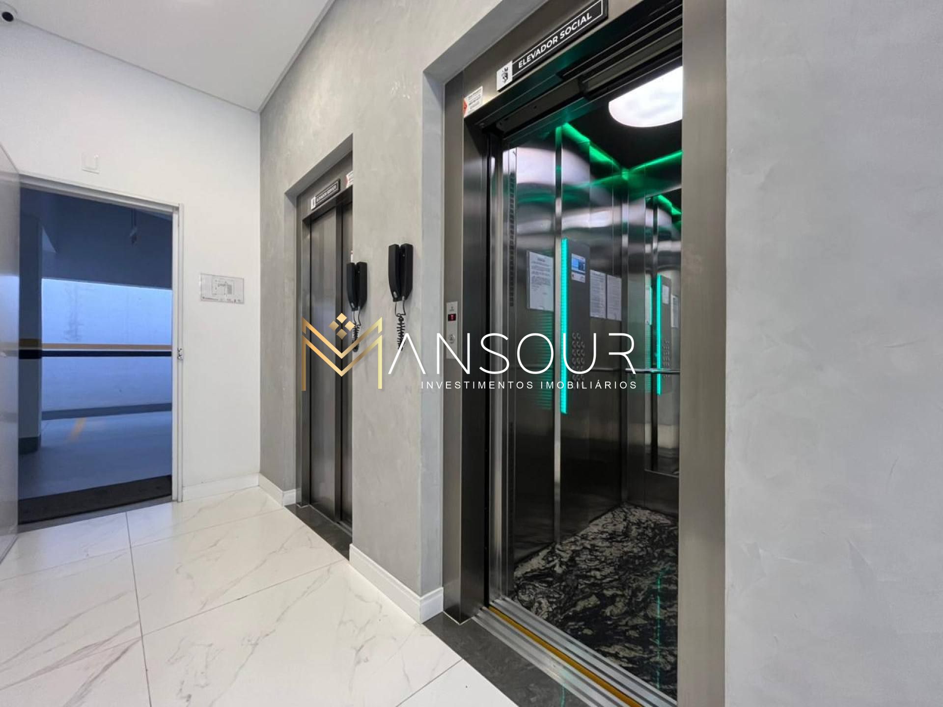 Apartamento Para Vender com 03 quartos 01 suítes no bairro Morretes em Itapema