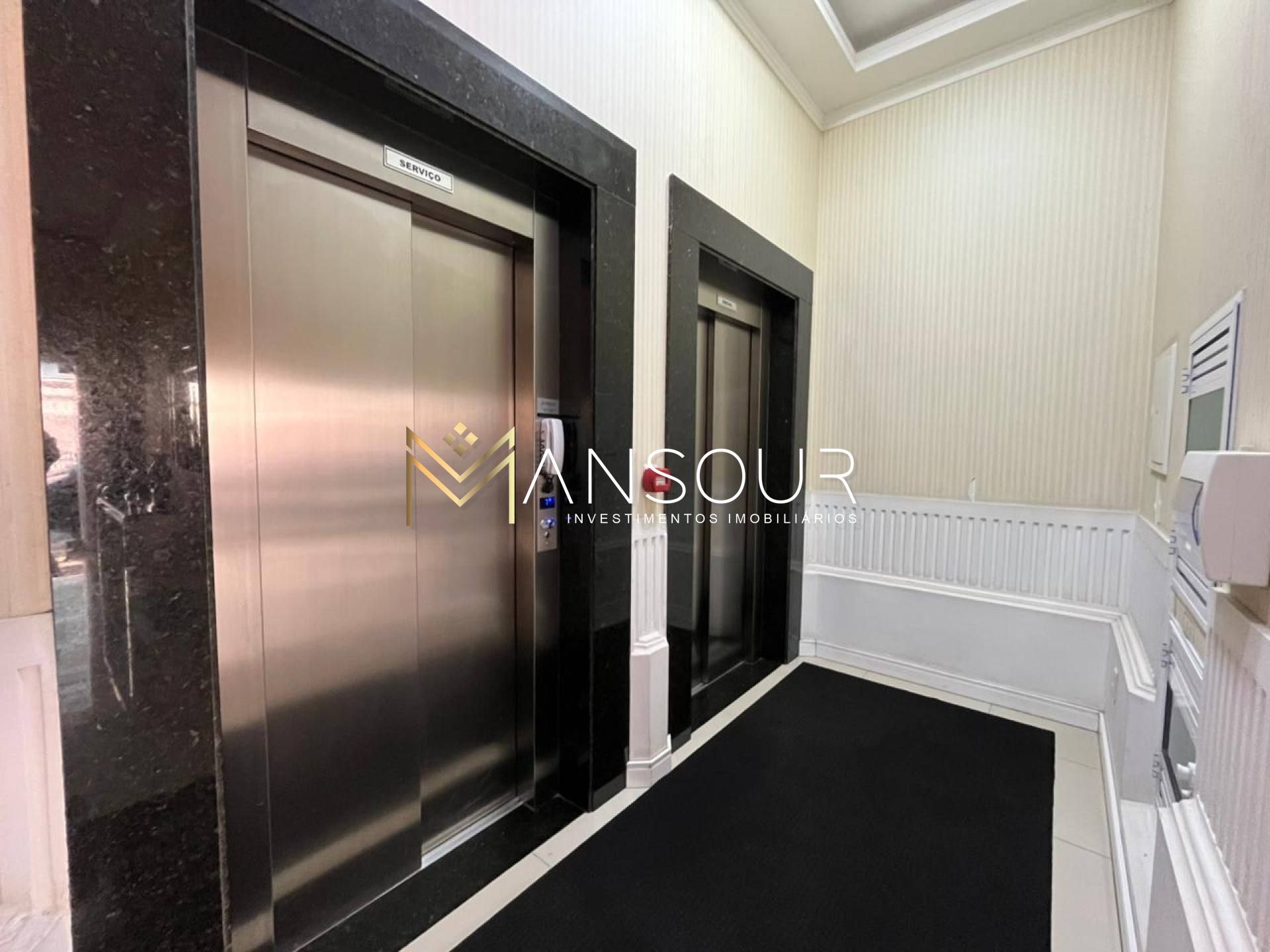 Apartamento Para Vender com 03 quartos 03 suítes no bairro Meia Praia em Itapema