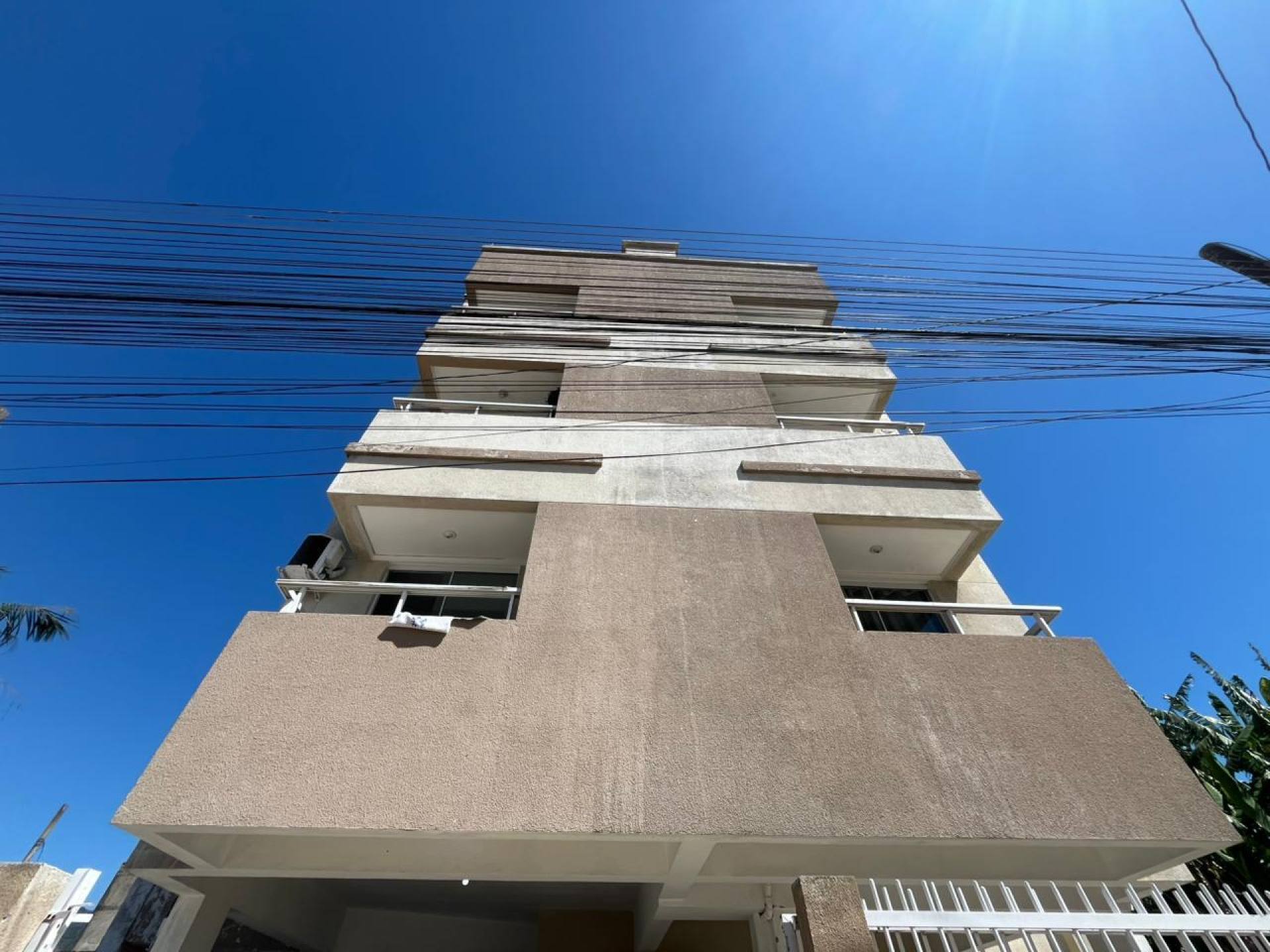 Apartamento Para Vender com 02 quartos no bairro Morretes em Itapema
