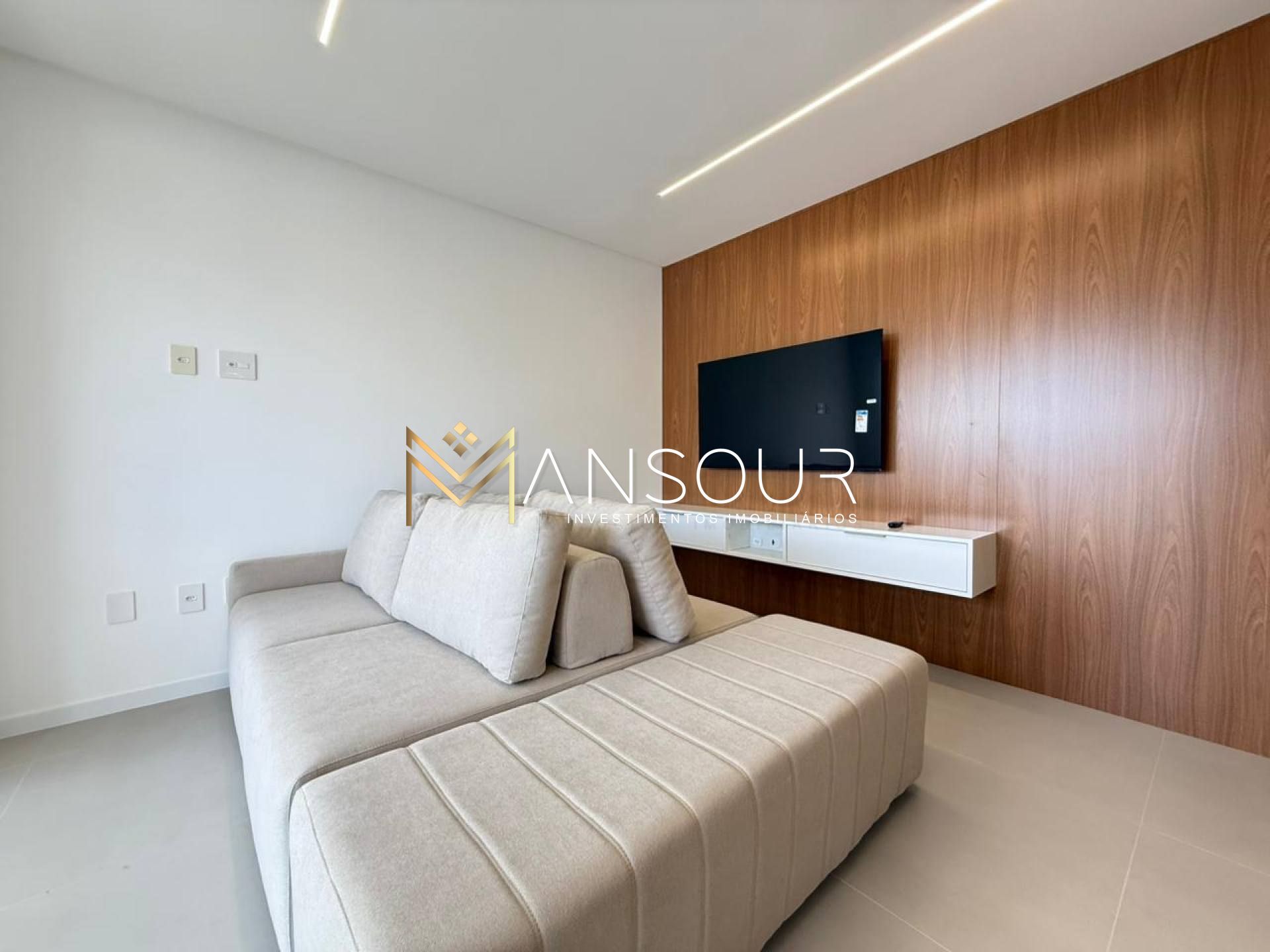 Apartamento Para Vender com 02 quartos 02 suítes no bairro Perequê em Porto Belo