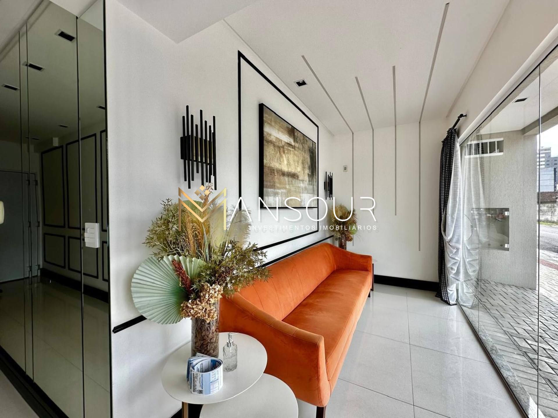 Apartamento Para Vender com 02 quartos 01 suítes no bairro Meia Praia em Itapema