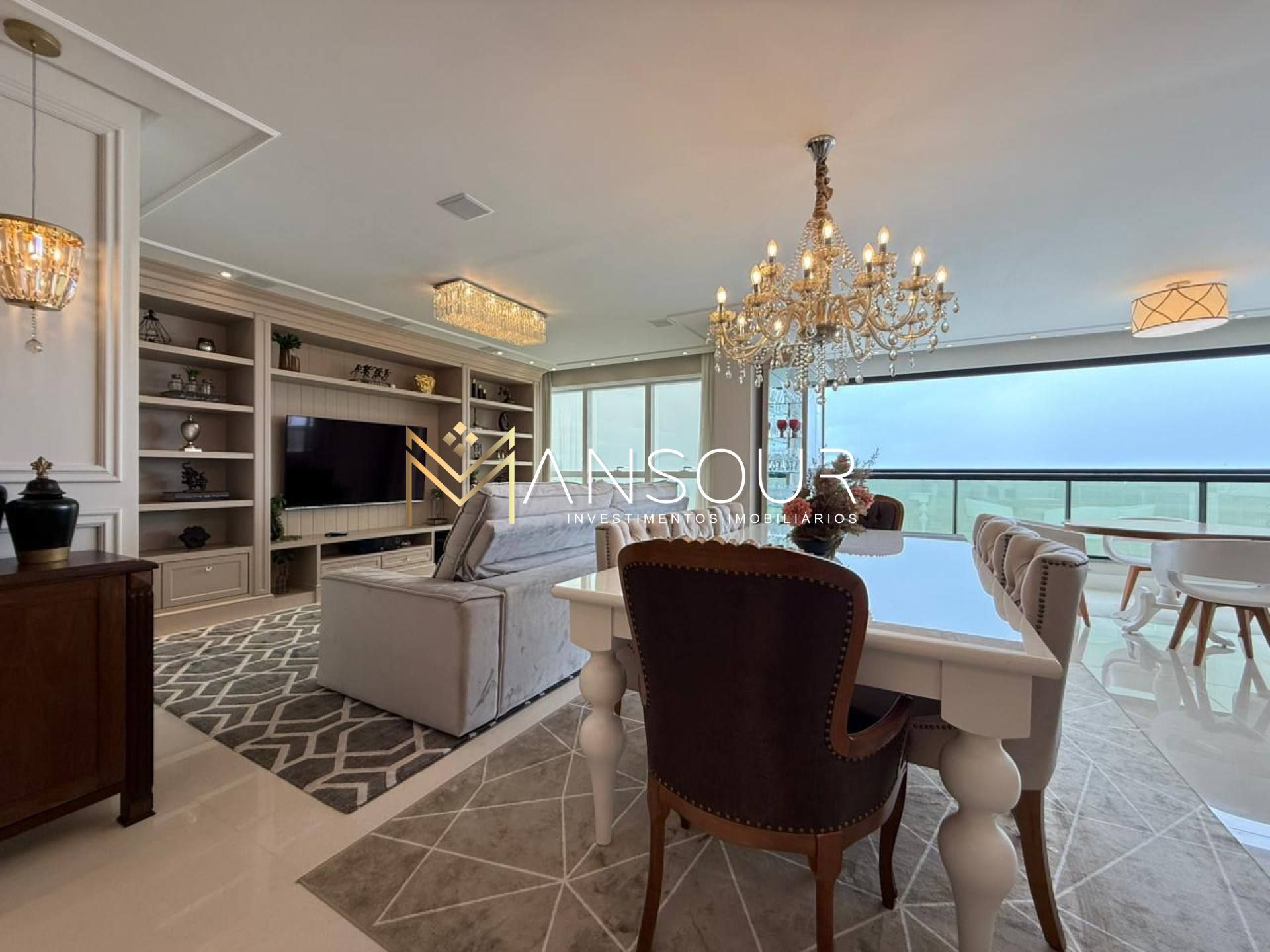 Apartamento Para Vender com 04 quartos 04 suítes no bairro Meia Praia em Itapema