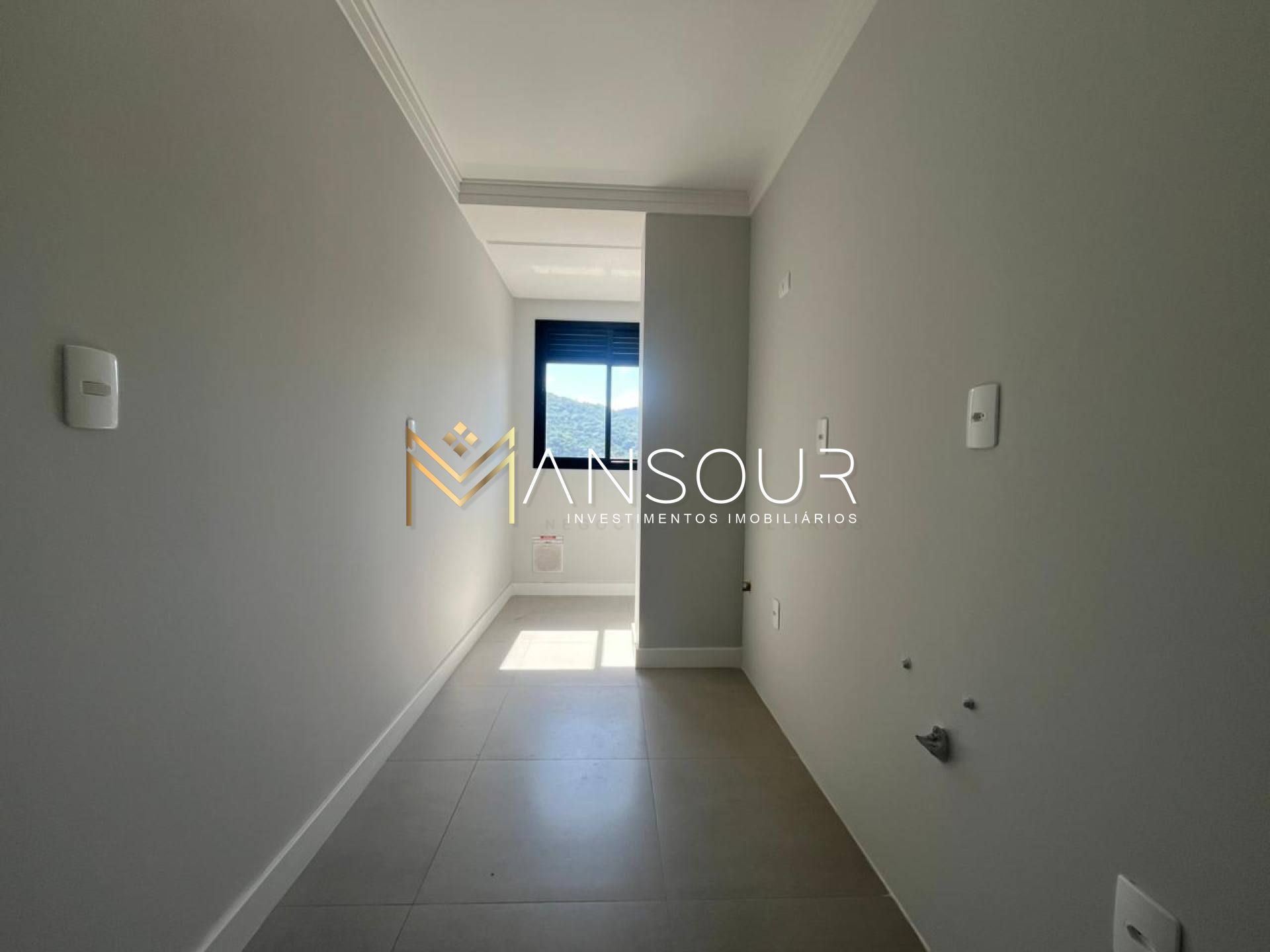 Apartamento Para Vender com 02 quartos 01 suítes no bairro Tabuleiro das Oliveiras  em Itapema