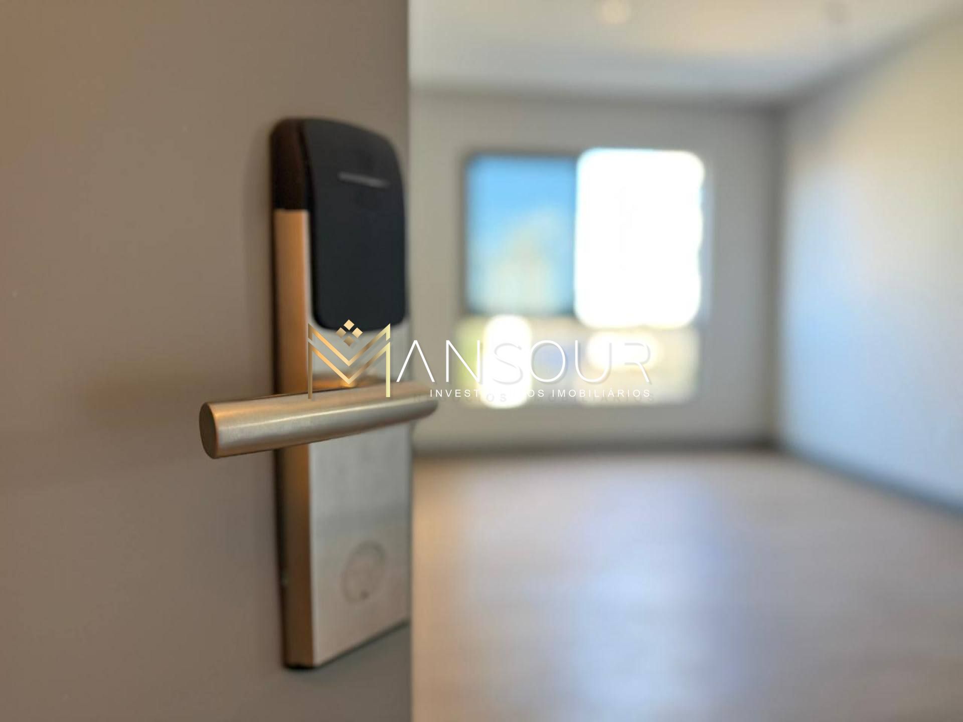 Apartamento Para Vender com 01 quartos no bairro Meia Praia em Itapema