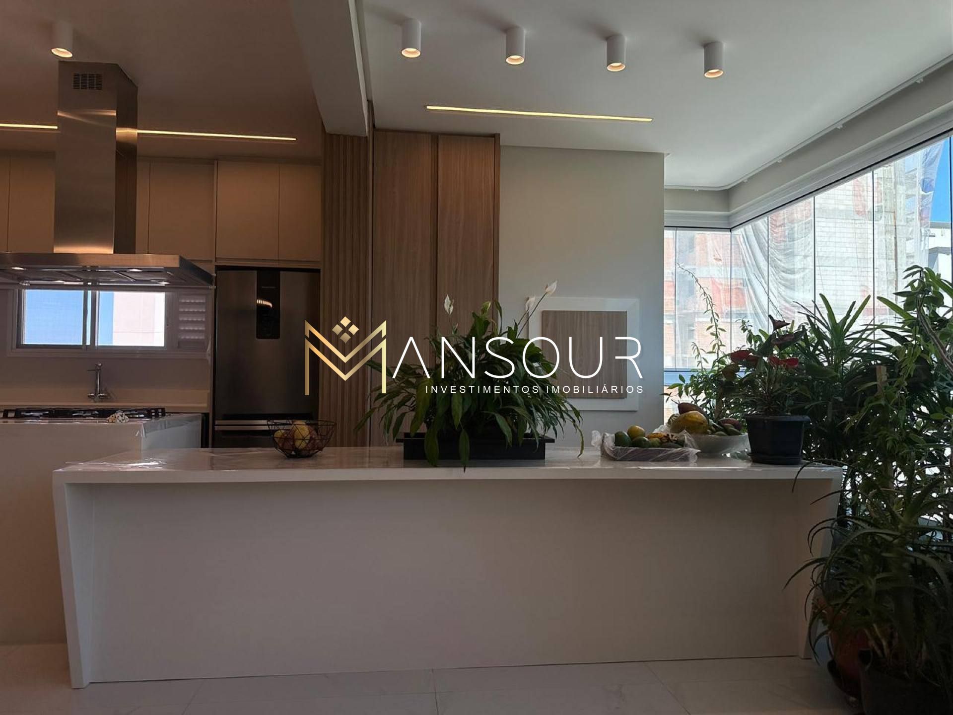 Apartamento Para Vender com 03 quartos 03 suítes no bairro Centro em Itapema