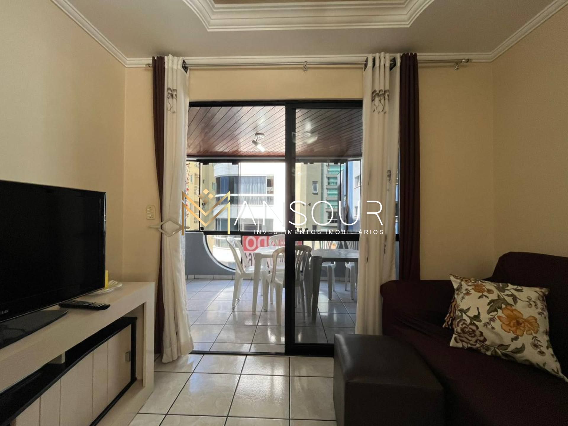 Apartamento Para Vender com 3 quartos 01 suítes no bairro Centro em Itapema