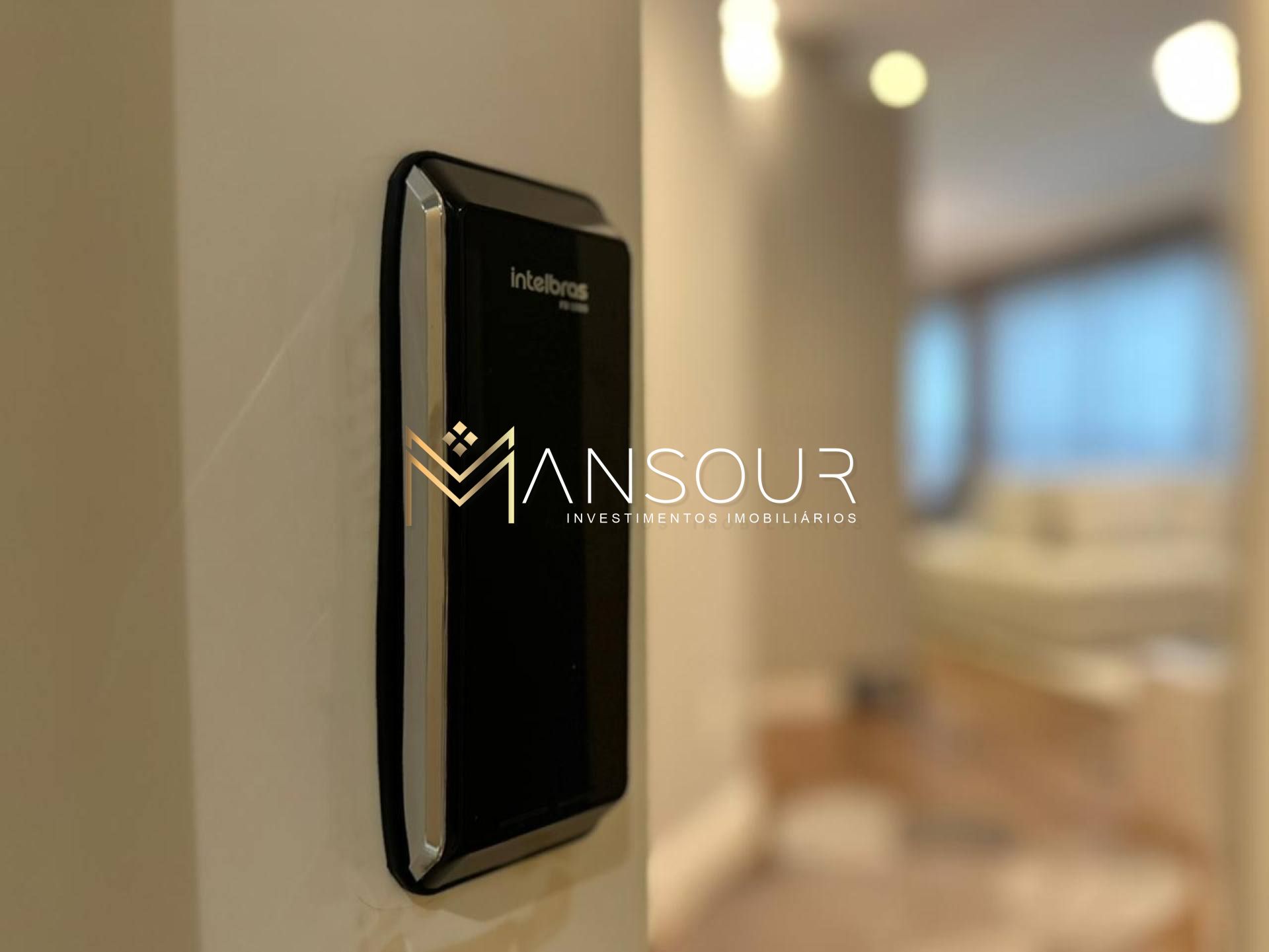 Apartamento Para Vender com 03 quartos 03 suítes no bairro Meia Praia em Itapema