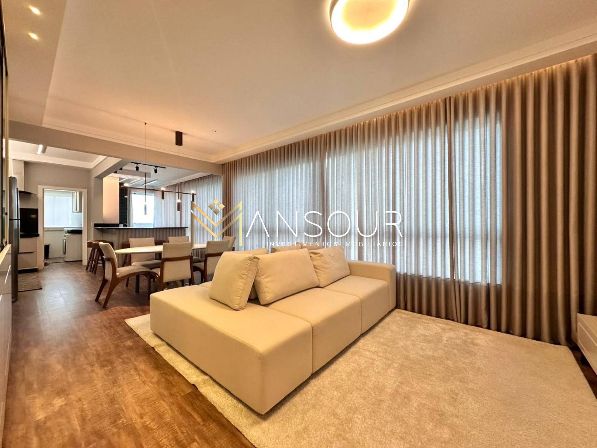 Apartamento Para Vender com 03 quartos 03 suítes no bairro Meia Praia em Itapema