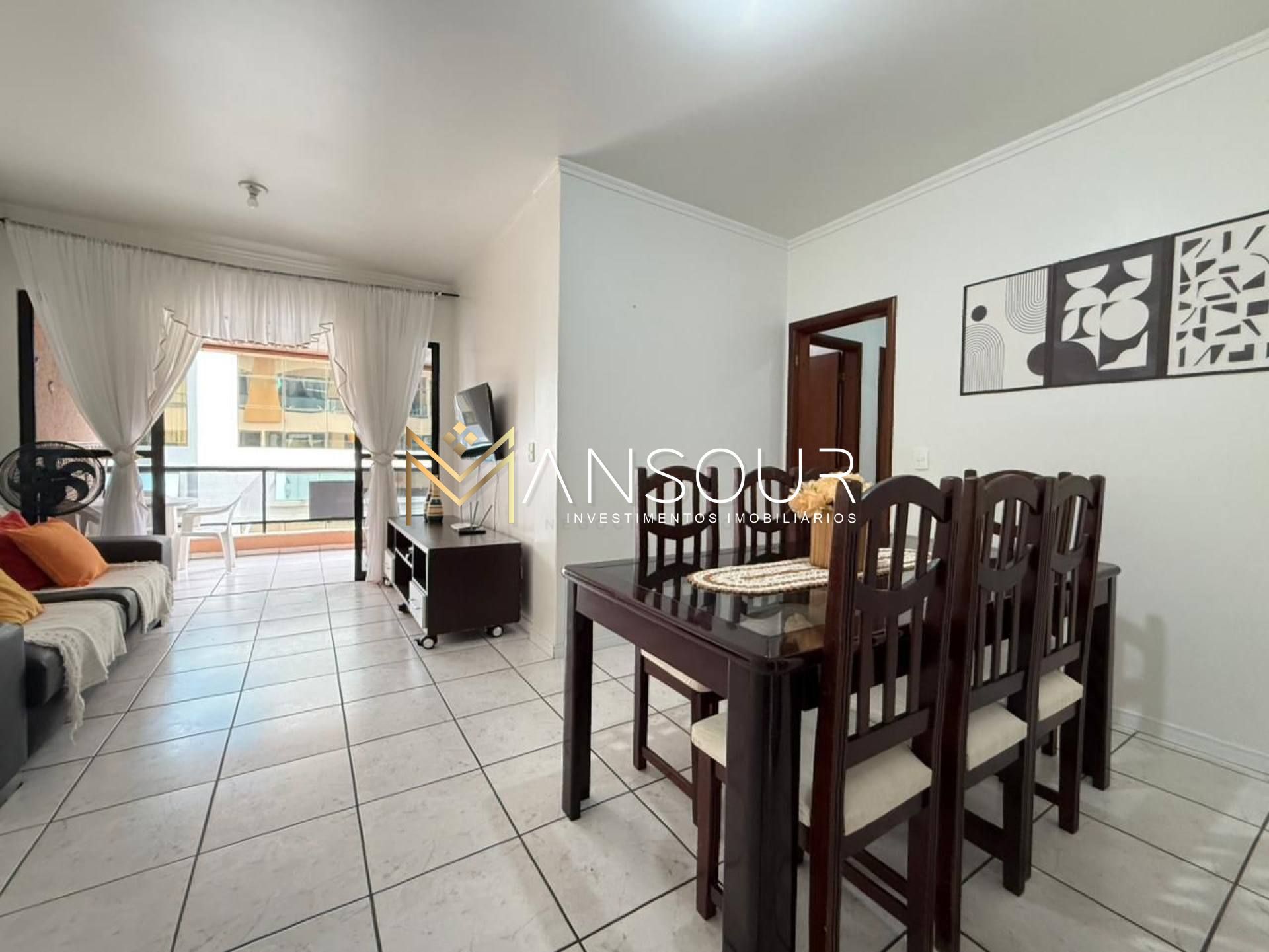 Apartamento Para Vender com 3 quartos 1 suítes no bairro Centro em Itapema
