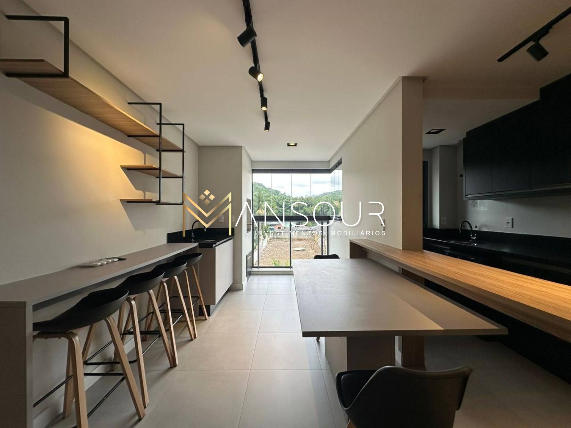 Apartamento Para Vender com 01 quartos E 01 suíte no bairro Praia Brava em Itajaí