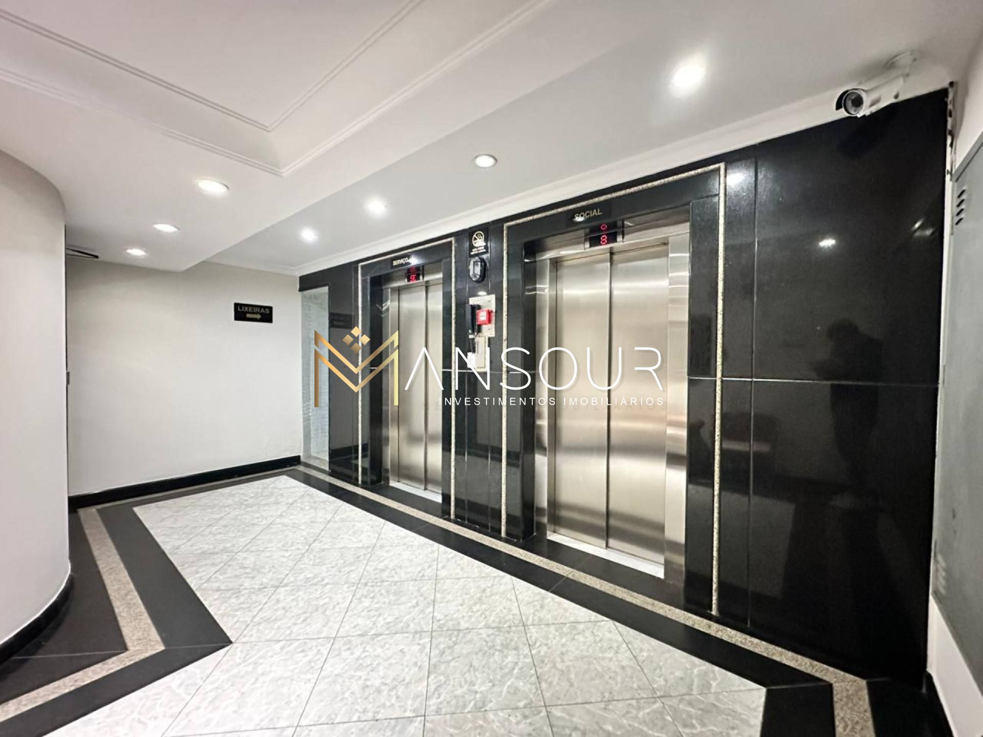 Apartamento Para Vender com 1 quarto e 2 suítes no bairro Avenida Atlântica  em Balneário Camboriú