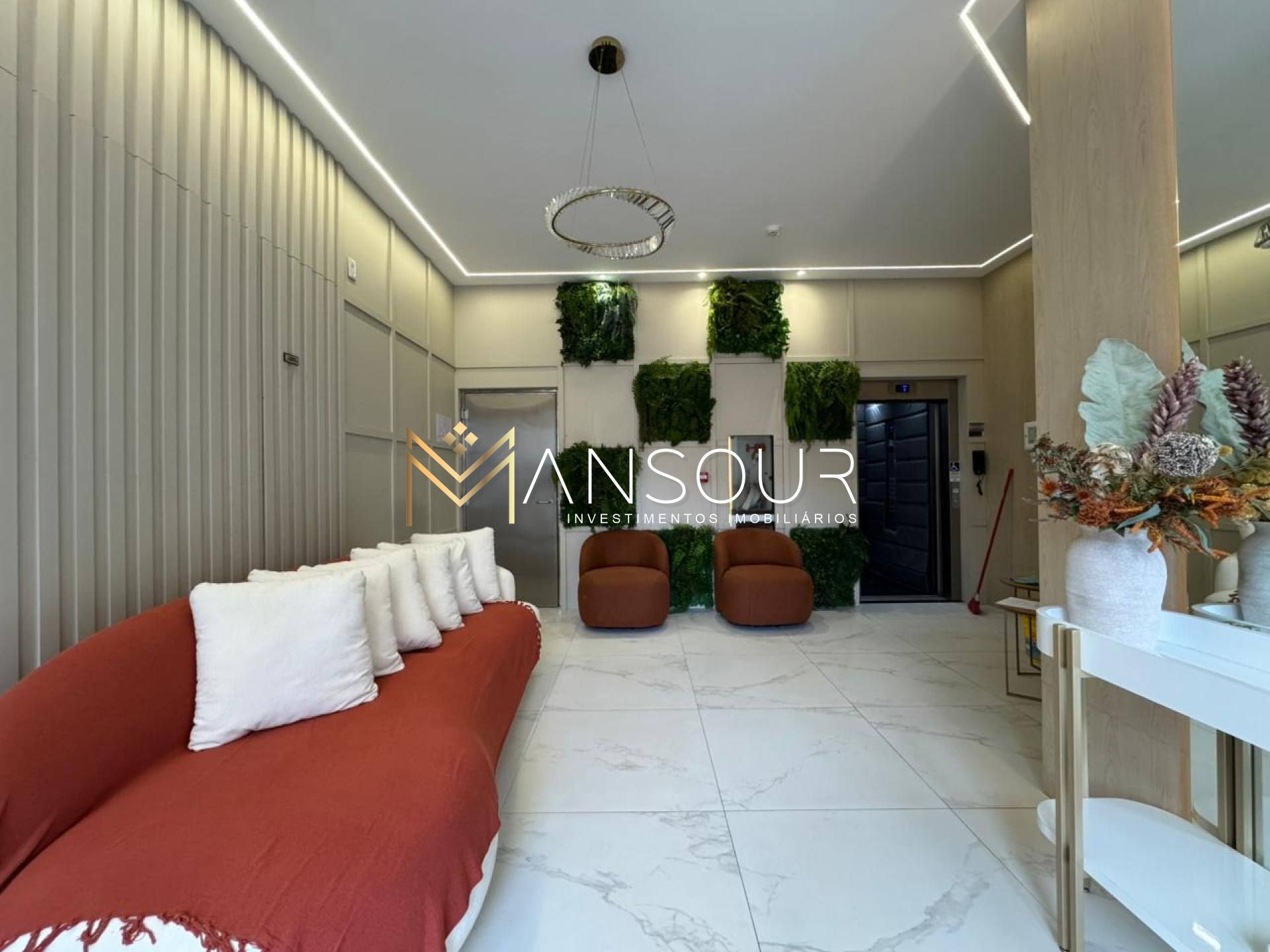 Apartamento Para Vender com 03 suítes no bairro Meia Praia em Itapema