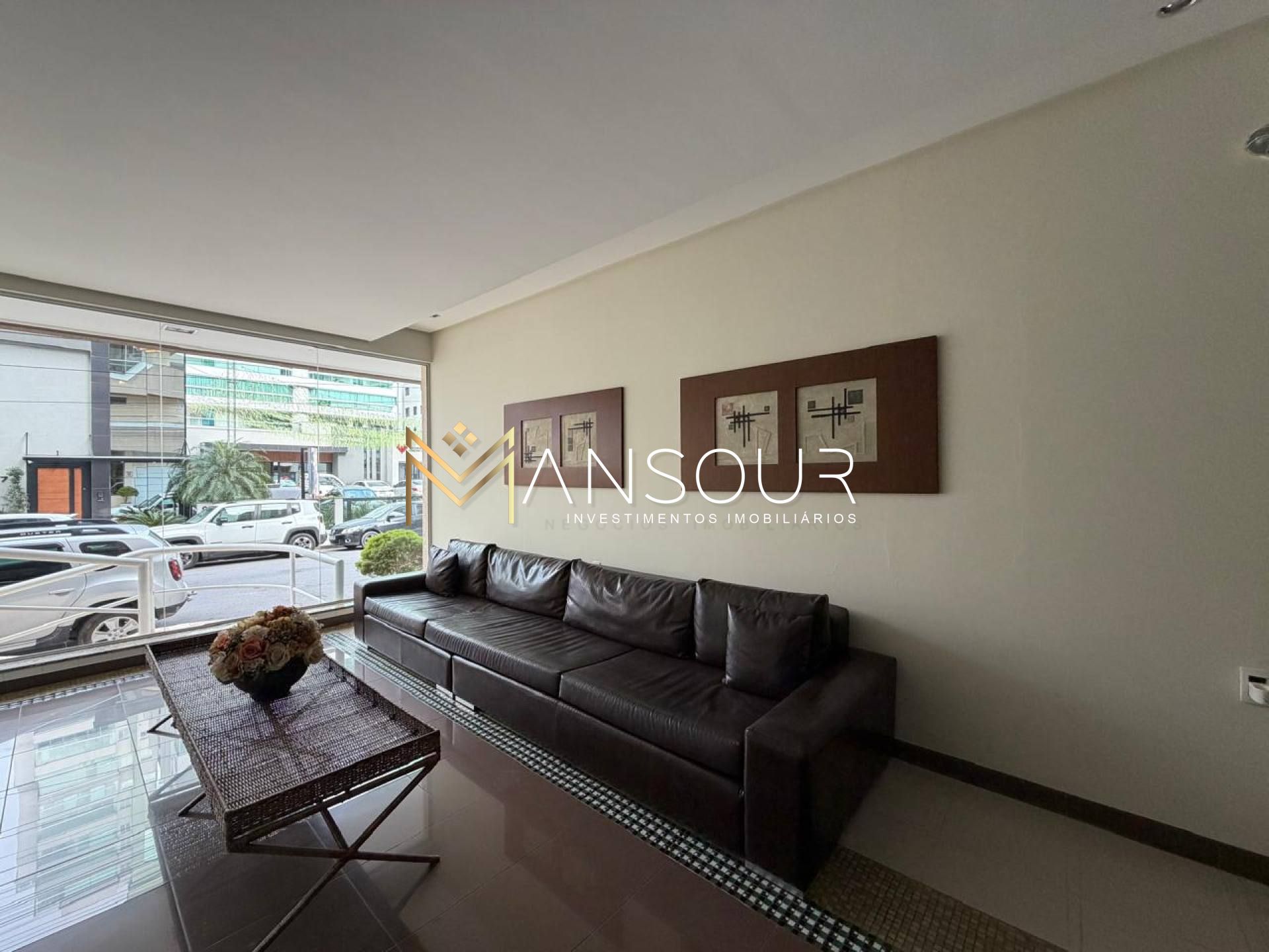 Apartamento Para Vender com 2 quartos E 1 suíte no bairro Meia Praia em Itapema