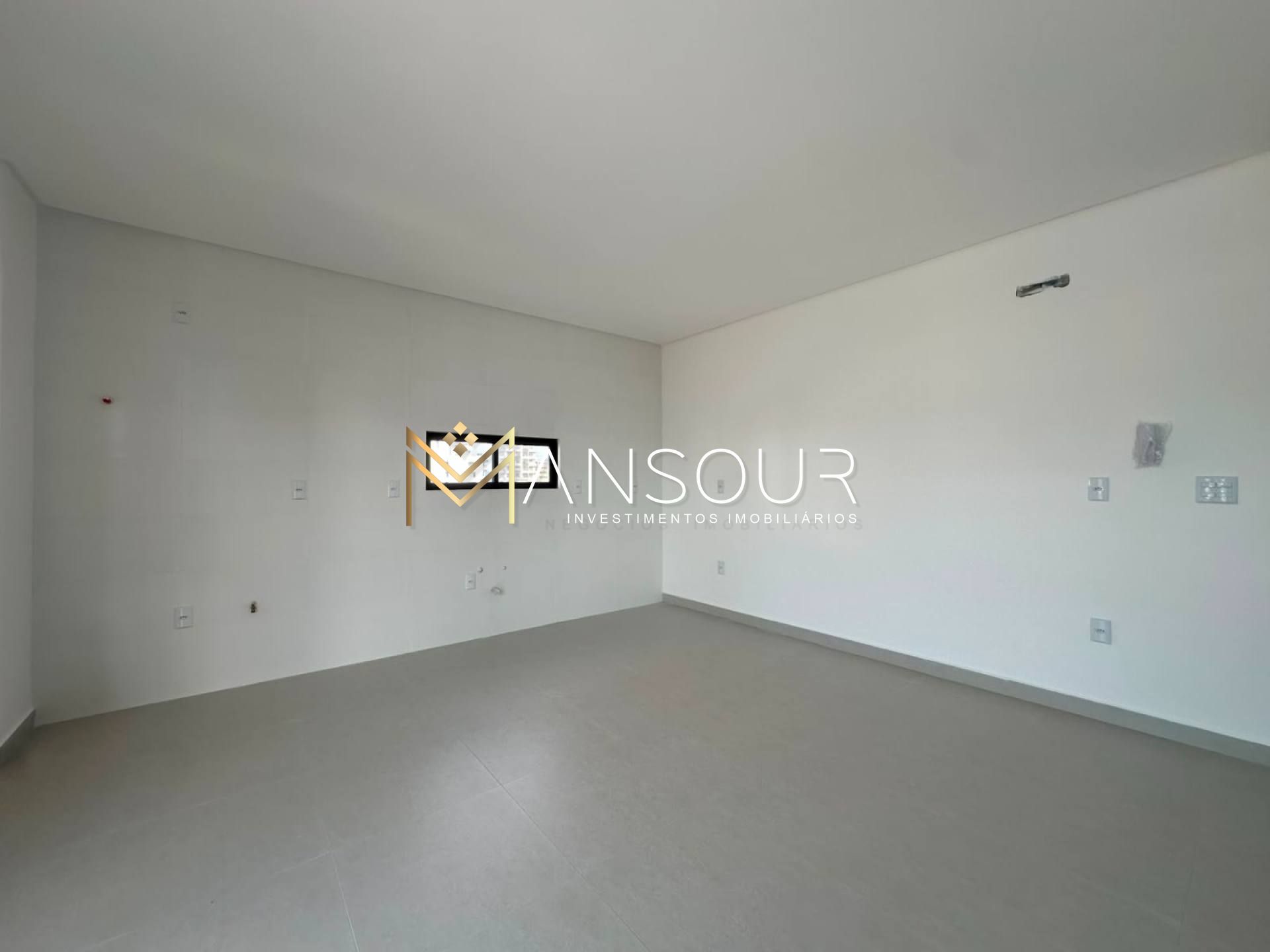Apartamento Para Vender com 02 suítes no bairro Perequê em Porto Belo