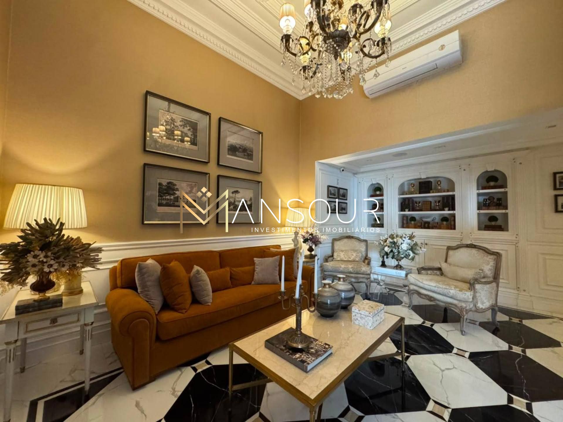 Apartamento Para Vender 03 suítes no bairro Centro em Balneário Camboriú