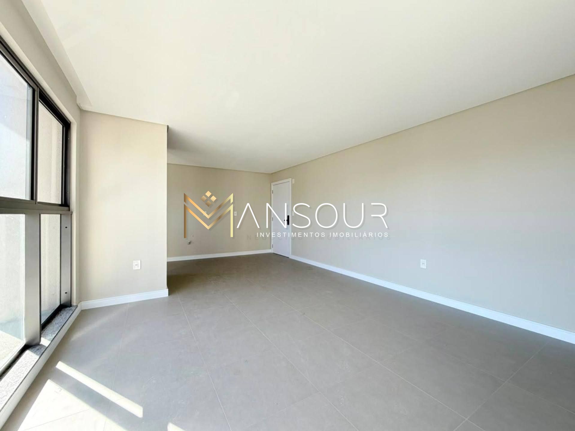 Apartamento Para Vender com 02 suítes no bairro Meia Praia em Itapema