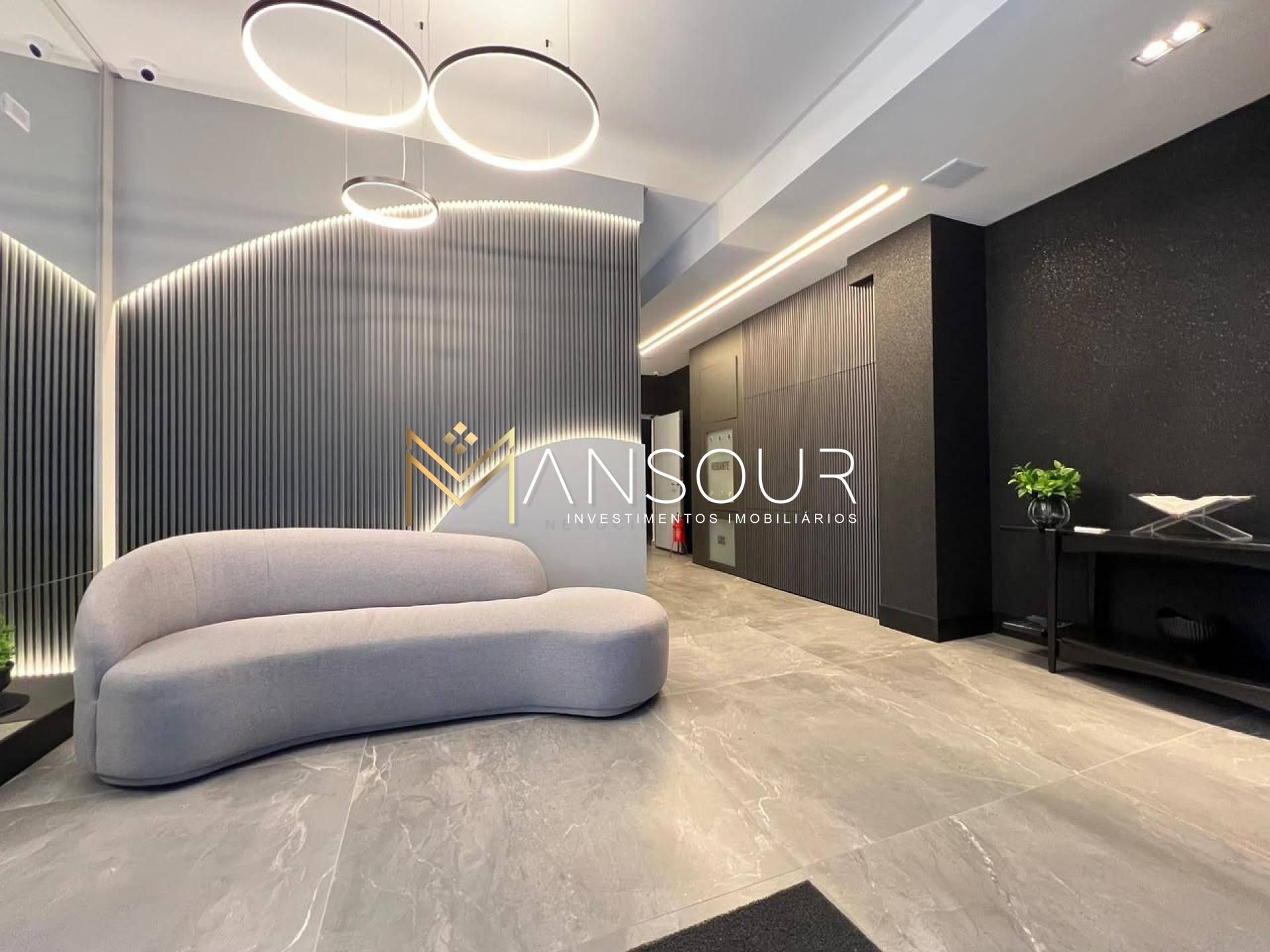 Apartamento Para Vender com 03 quartos no bairro Meia Praia em Itapema