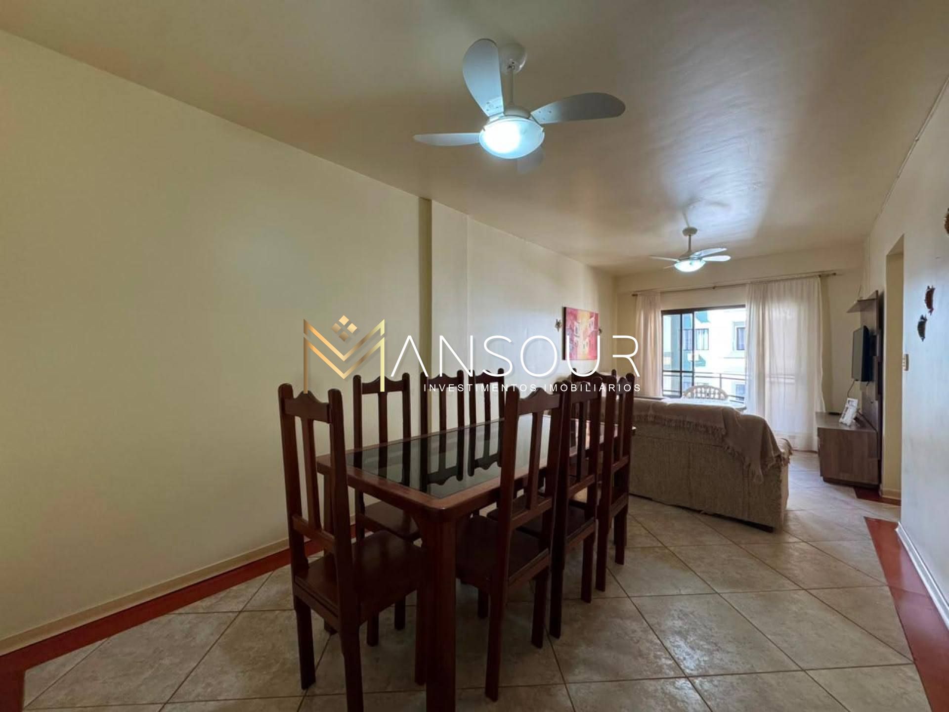 Apartamento Para Vender com 02 quartos E 01 suíte no bairro Centro em Balneário Camboriú