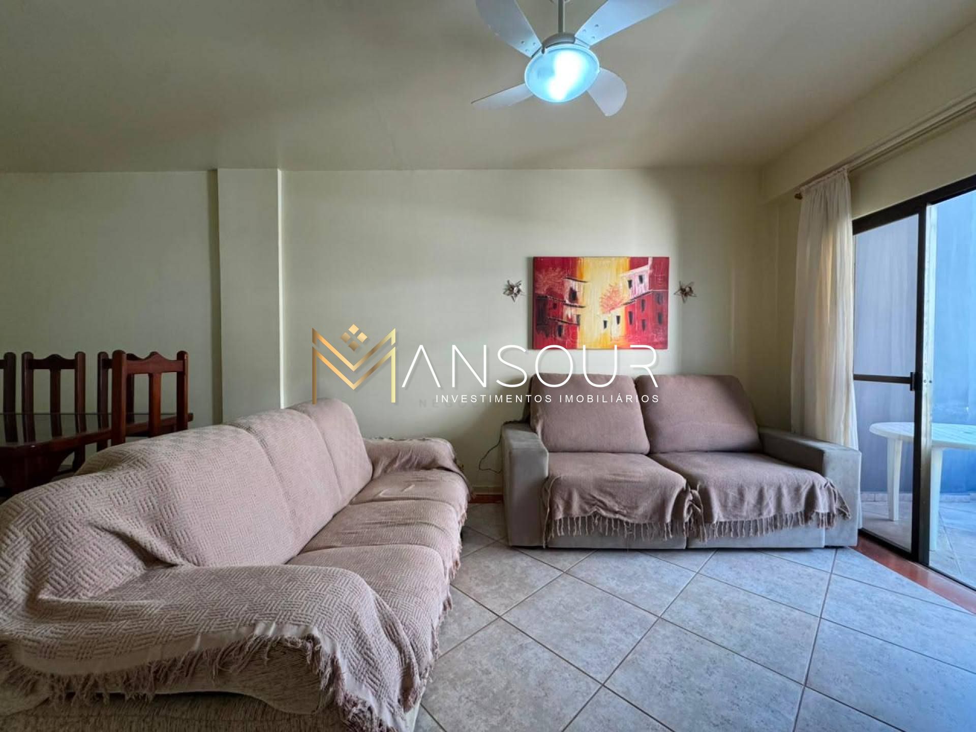 Apartamento Para Vender com 02 quartos E 01 suíte no bairro Centro em Balneário Camboriú