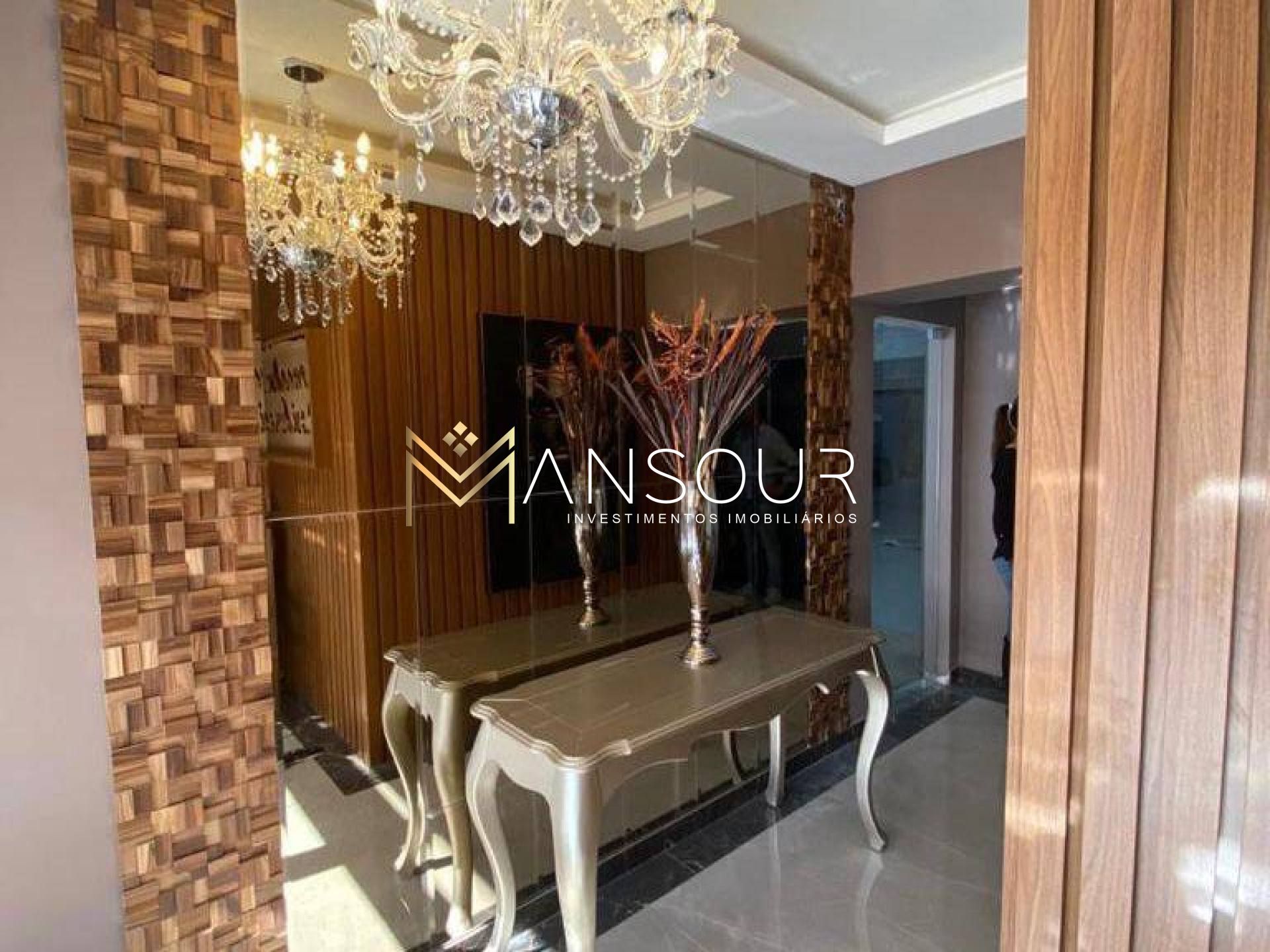 Apartamento Para Vender com 03 suítes no bairro Meia Praia em Itapema